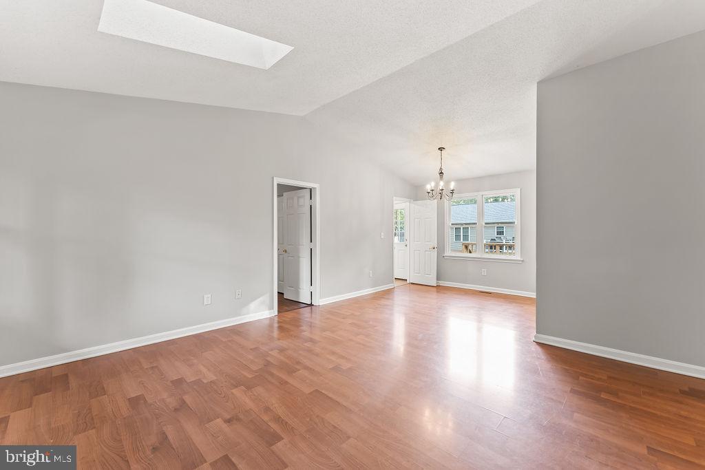 LAKE WILDERNESS - Residential