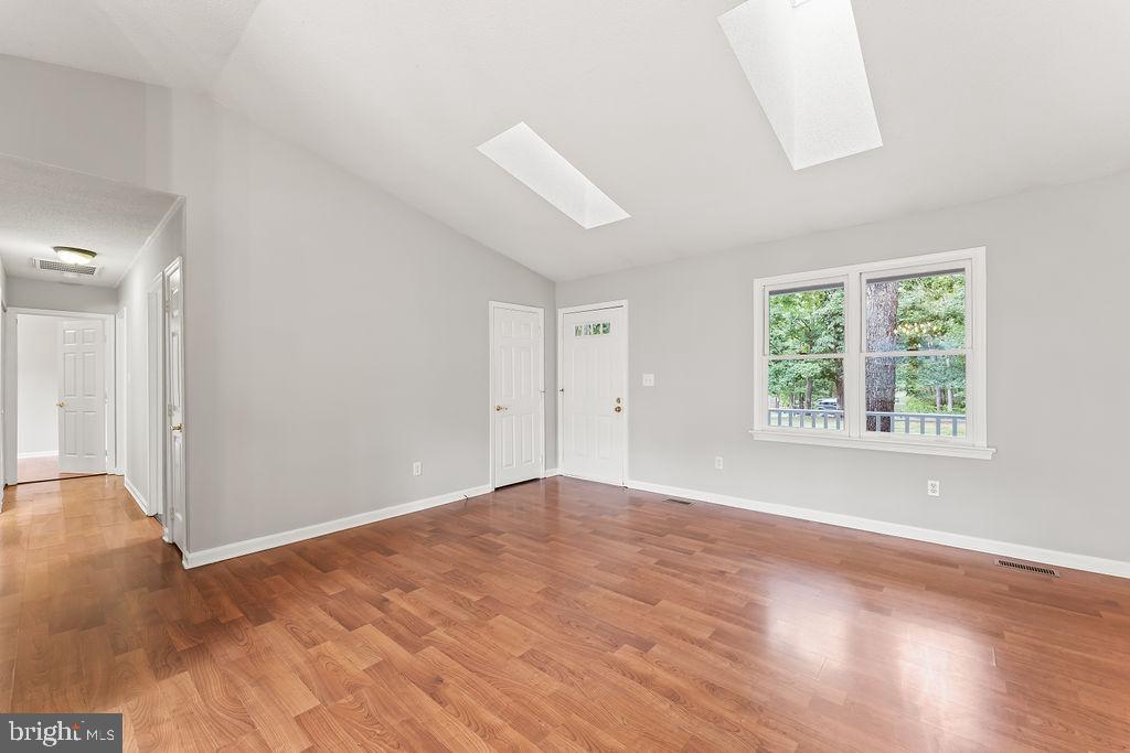 LAKE WILDERNESS - Residential