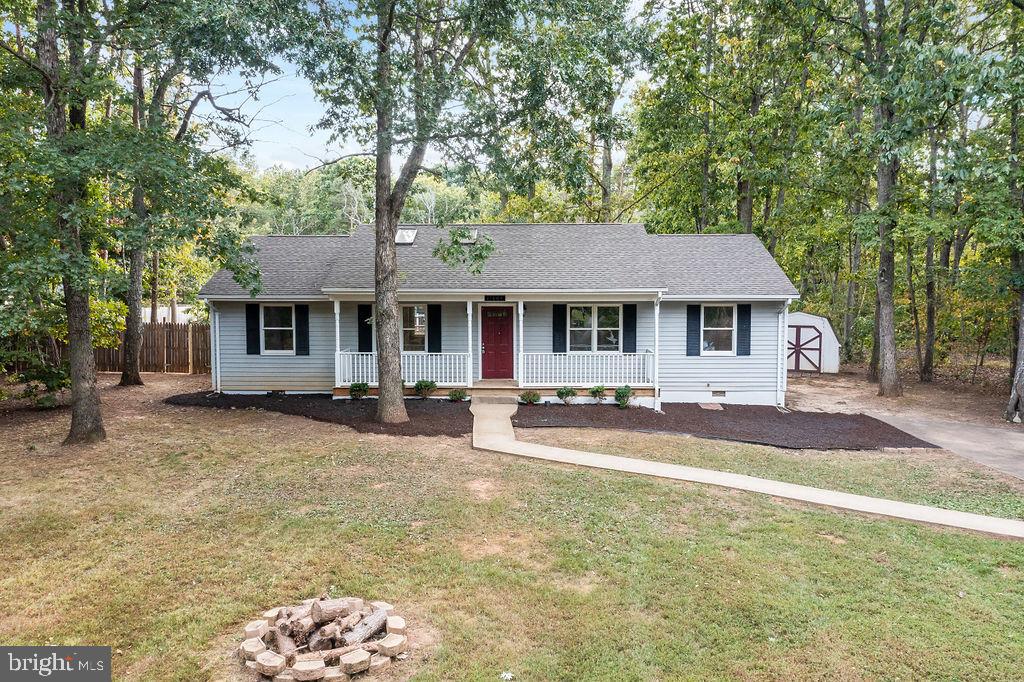 LAKE WILDERNESS - Residential