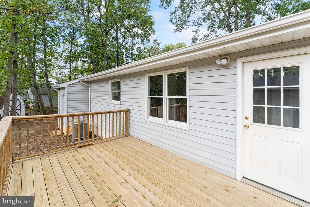 LAKE WILDERNESS - Residential