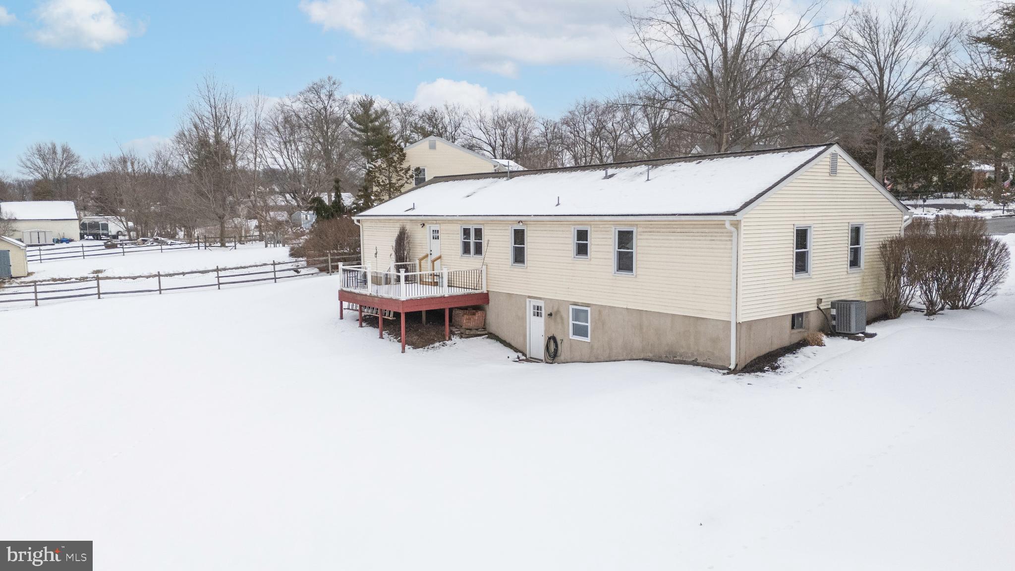 PLEASANT MDWS - Residential