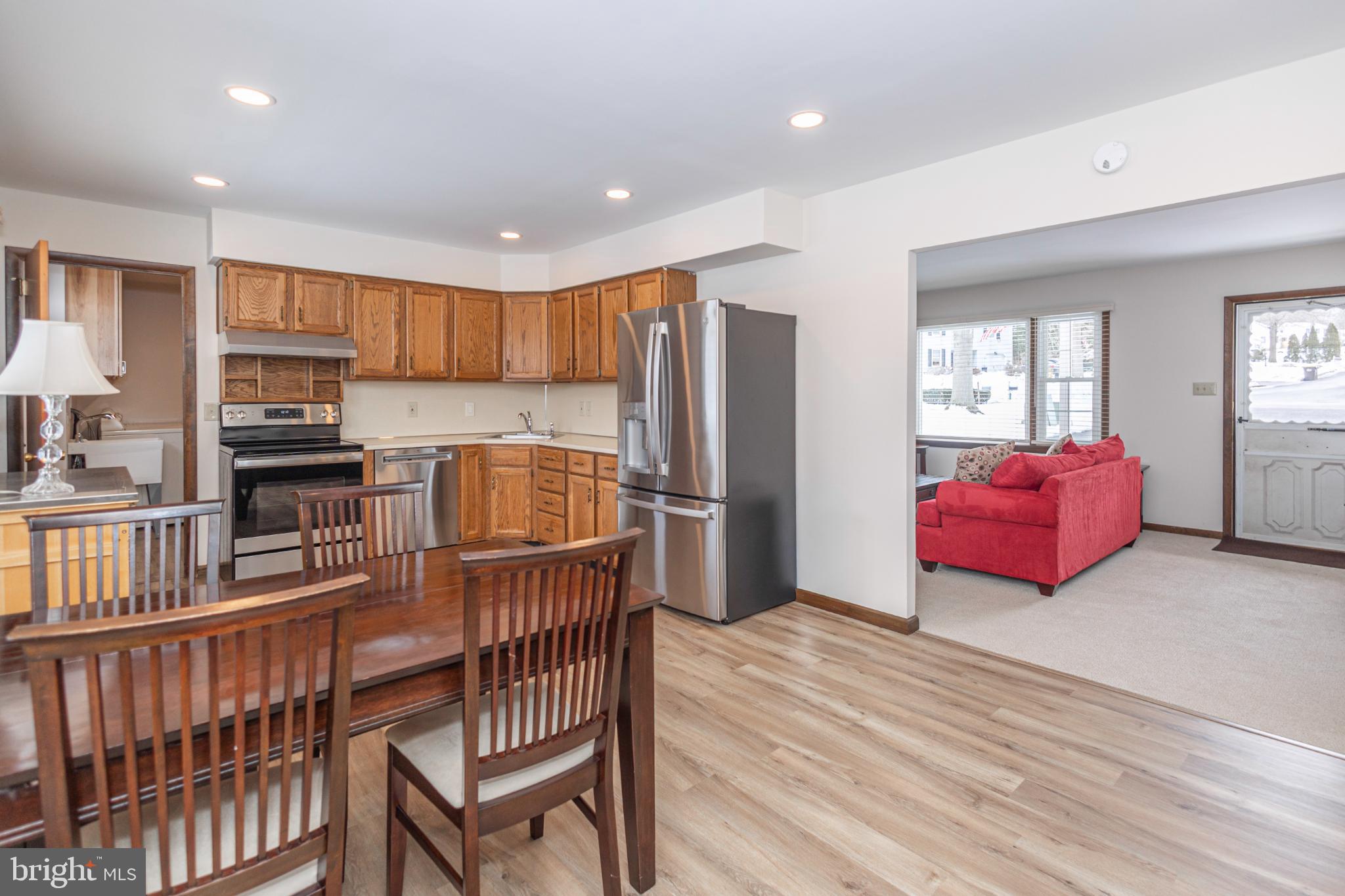 PLEASANT MDWS - Residential