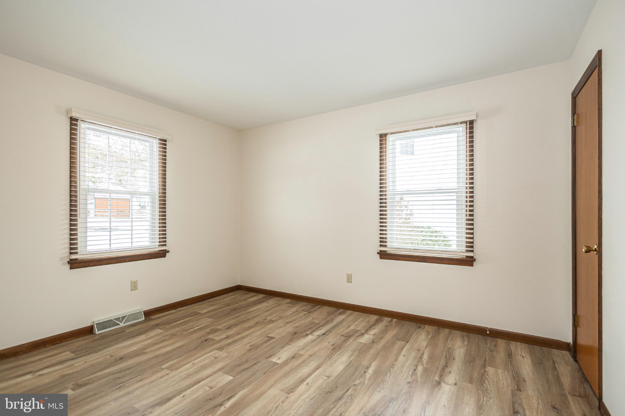 PLEASANT MDWS - Residential