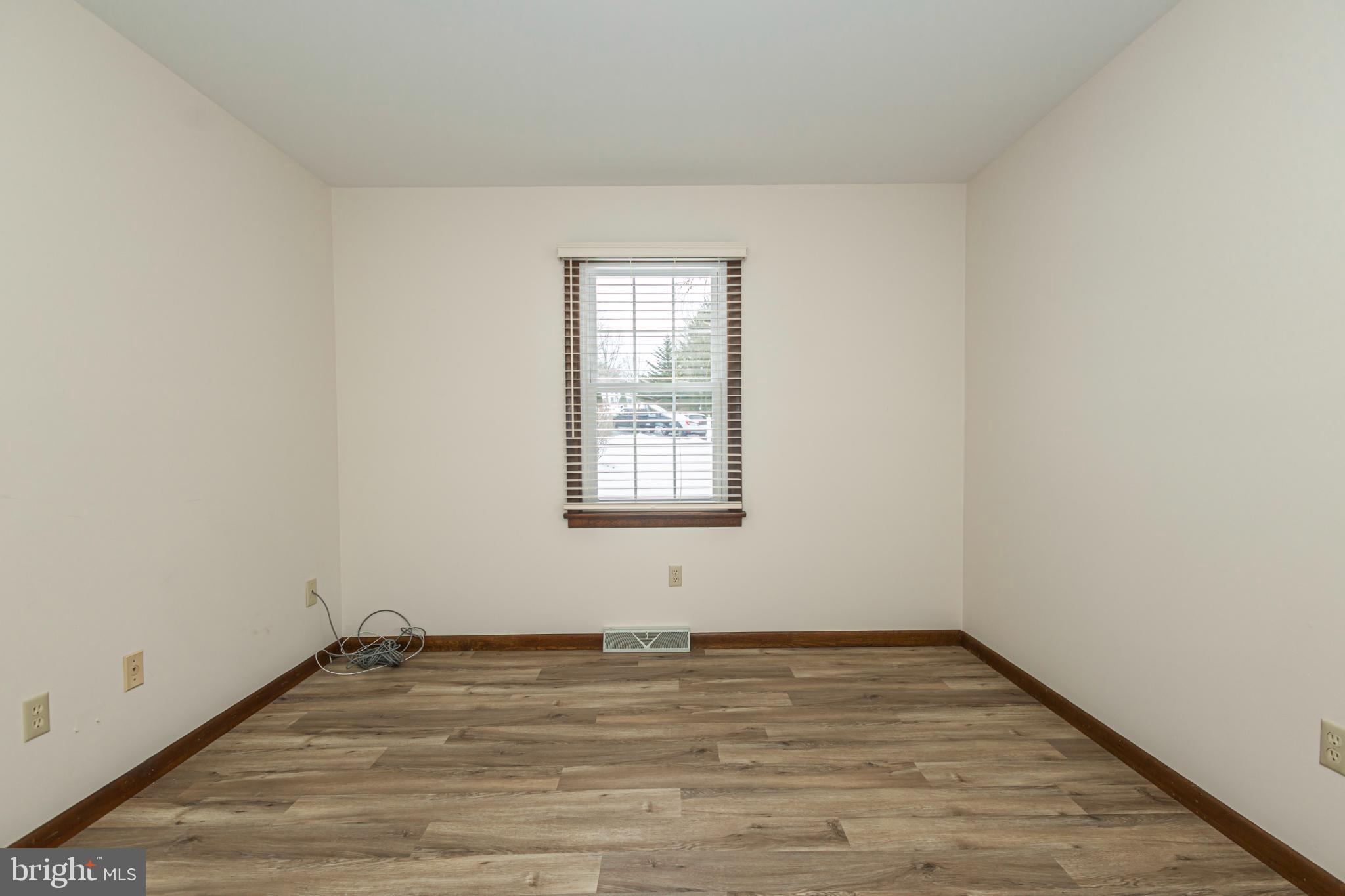 PLEASANT MDWS - Residential