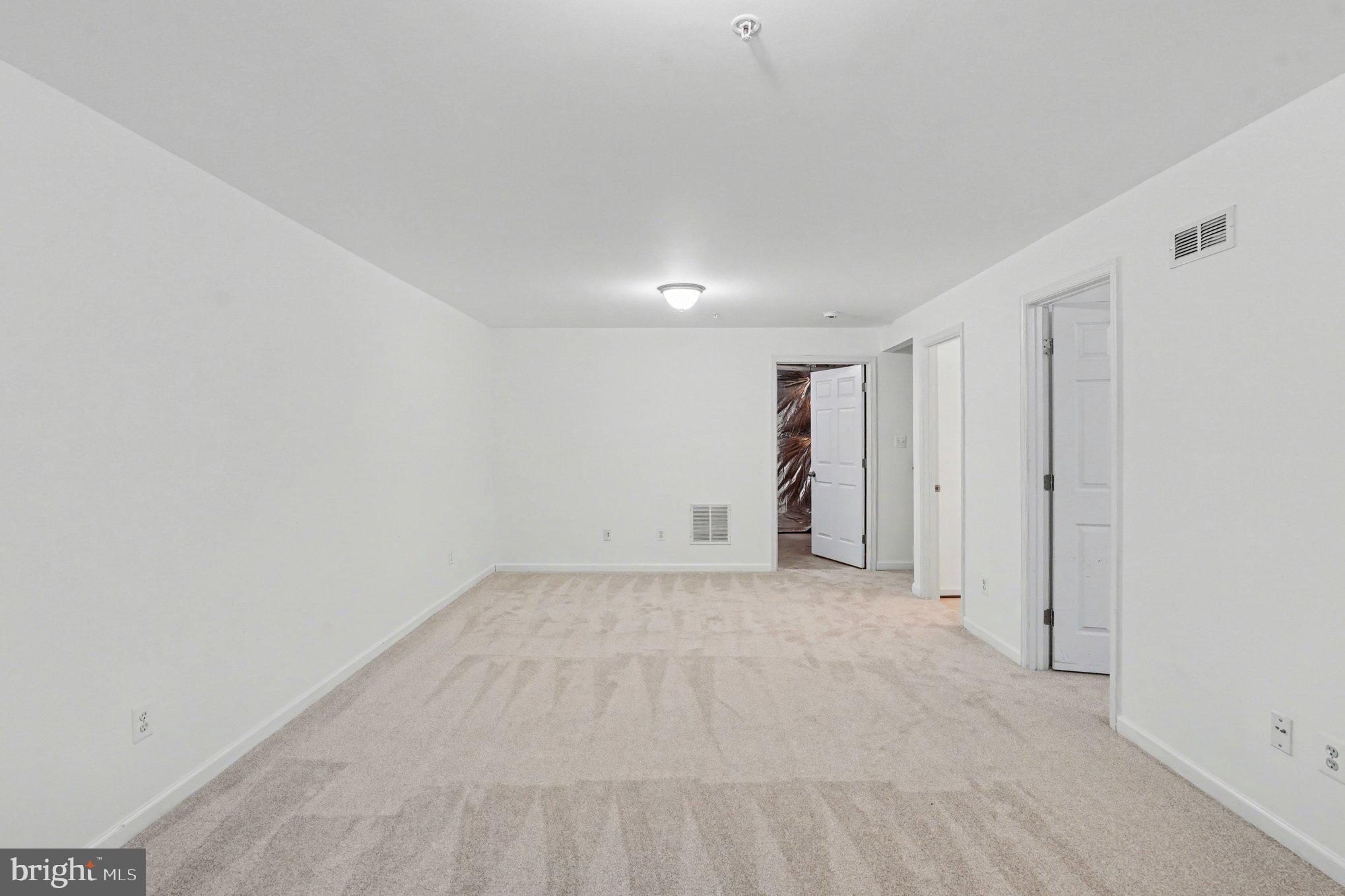 BEECH CREEK - Residential