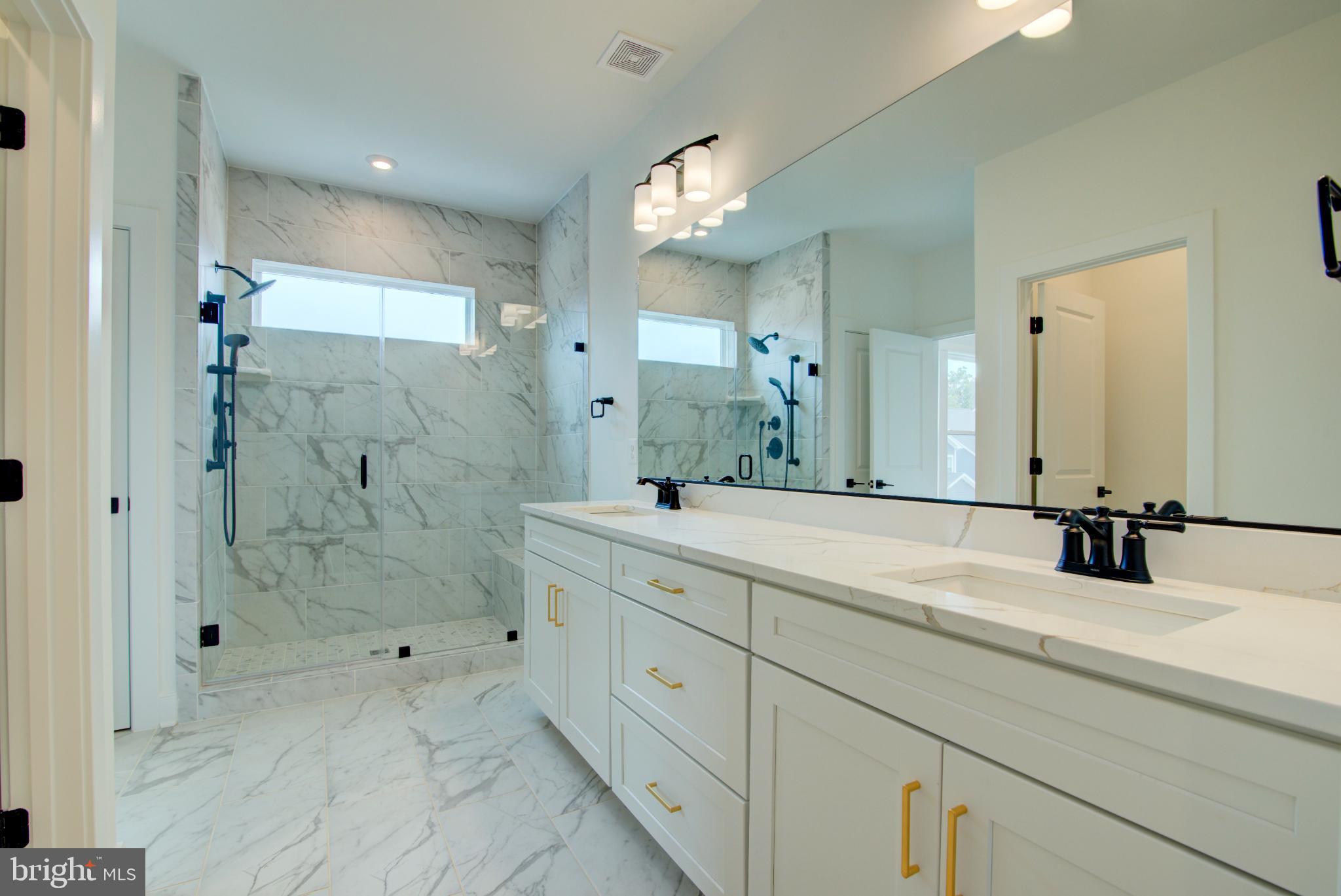 42609 HOUDINI REST TER