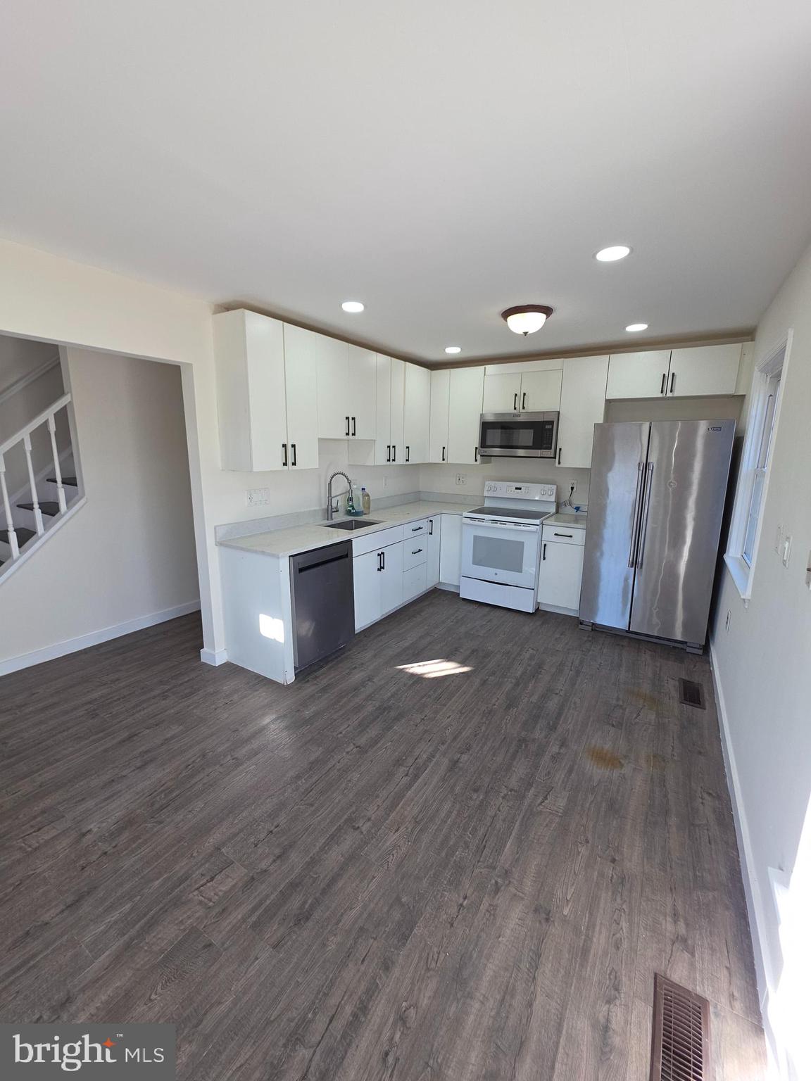 6476 FRANCONIA COURT