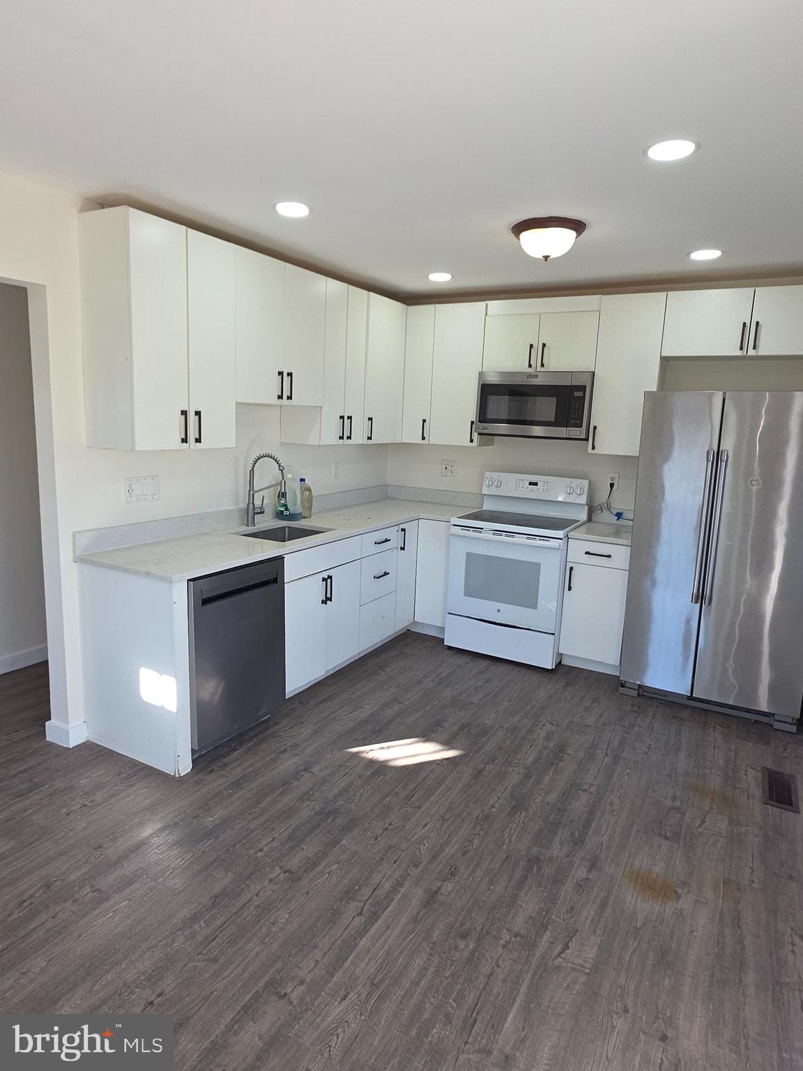 6476 FRANCONIA COURT