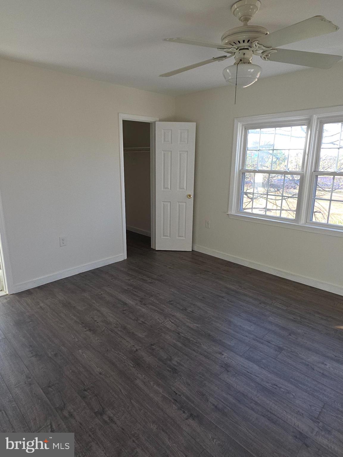 SPRINGFIELD SQUARE - Residential