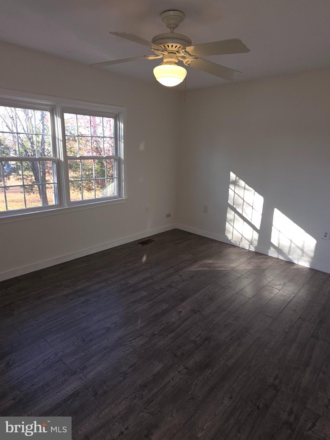 SPRINGFIELD SQUARE - Residential