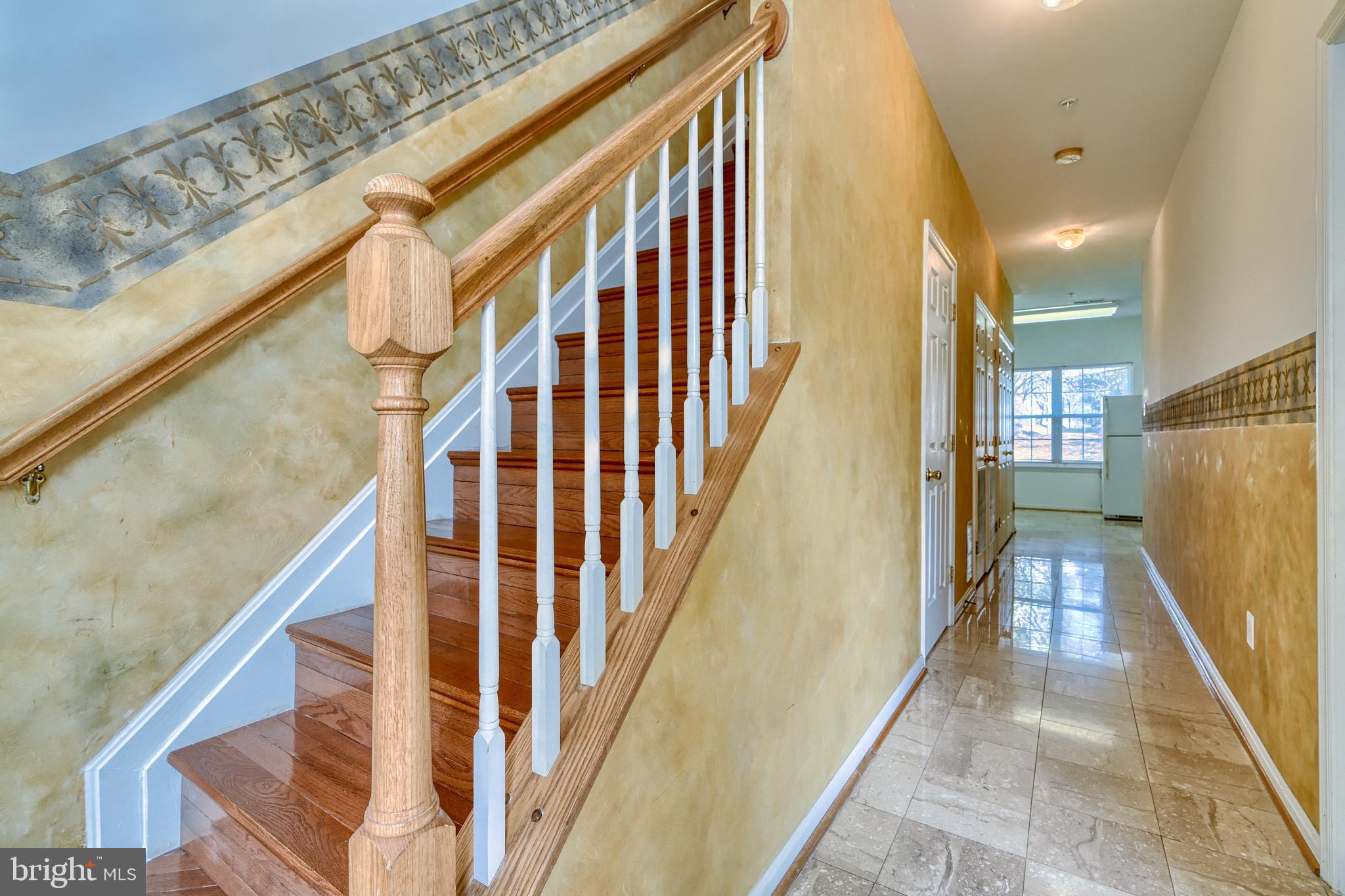 RIVER HILL - Residential