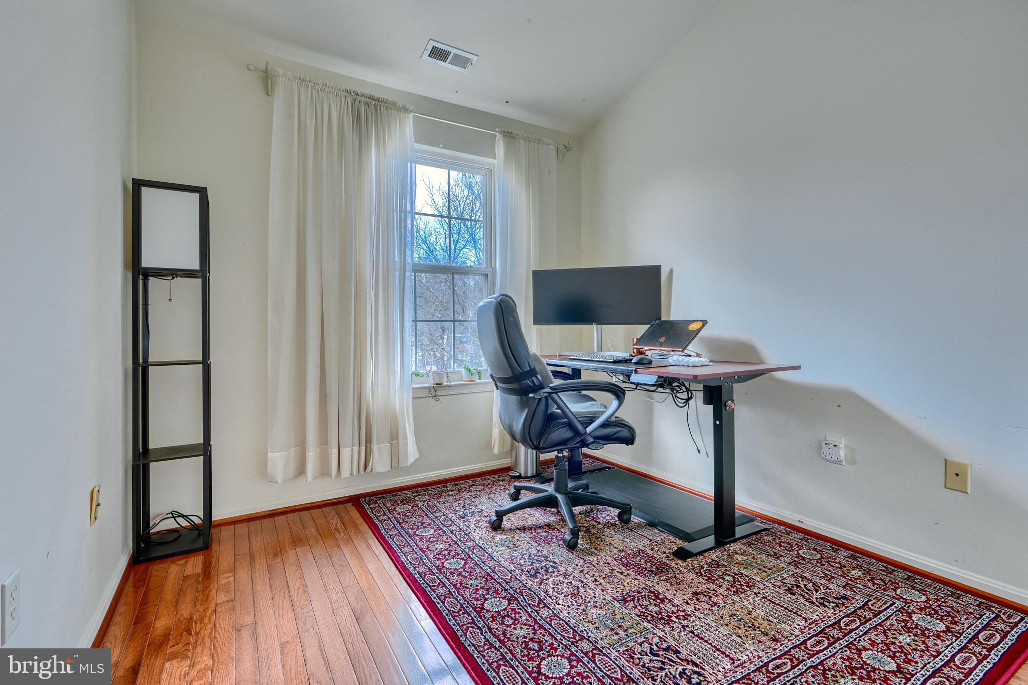 RIVER HILL - Residential