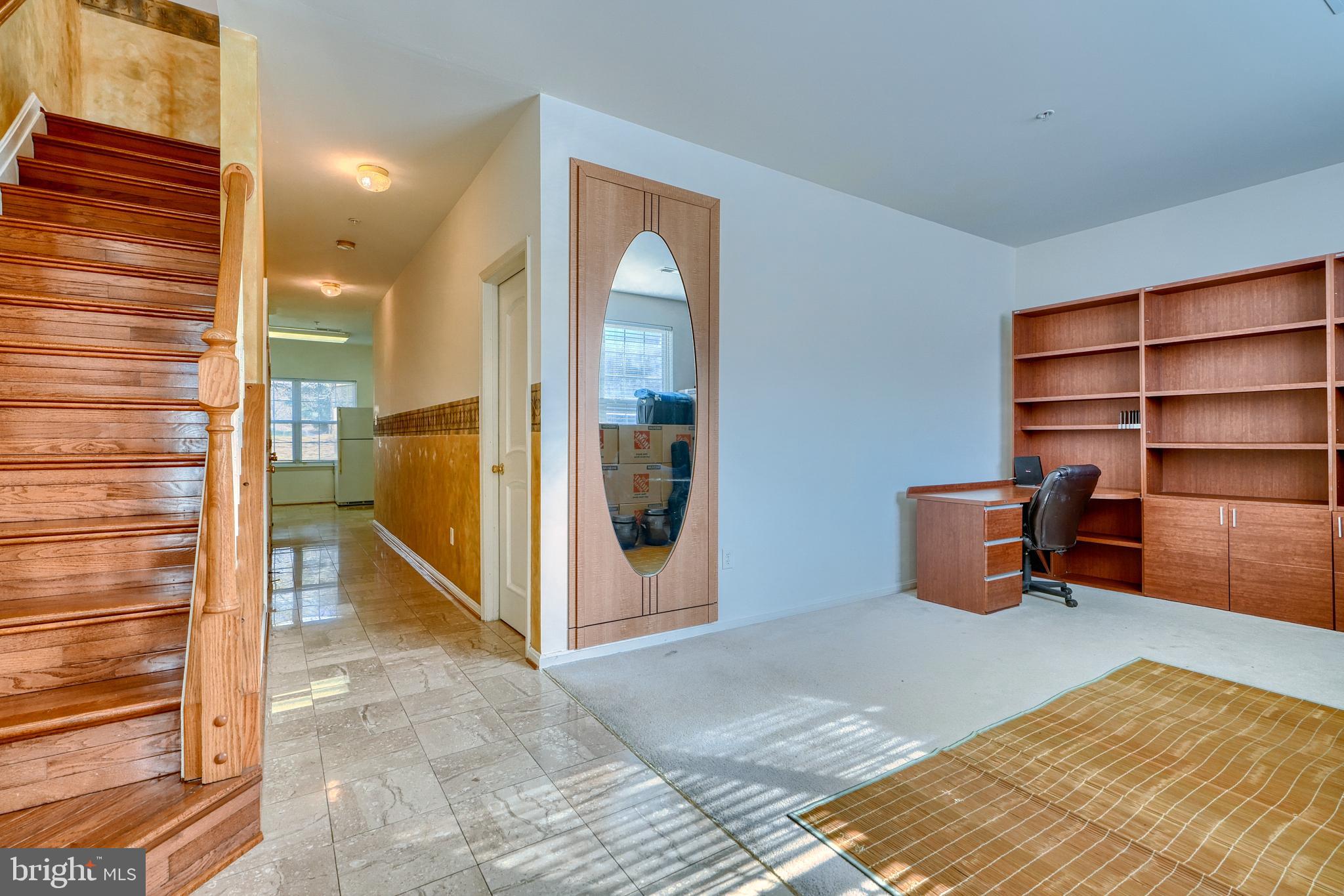 RIVER HILL - Residential