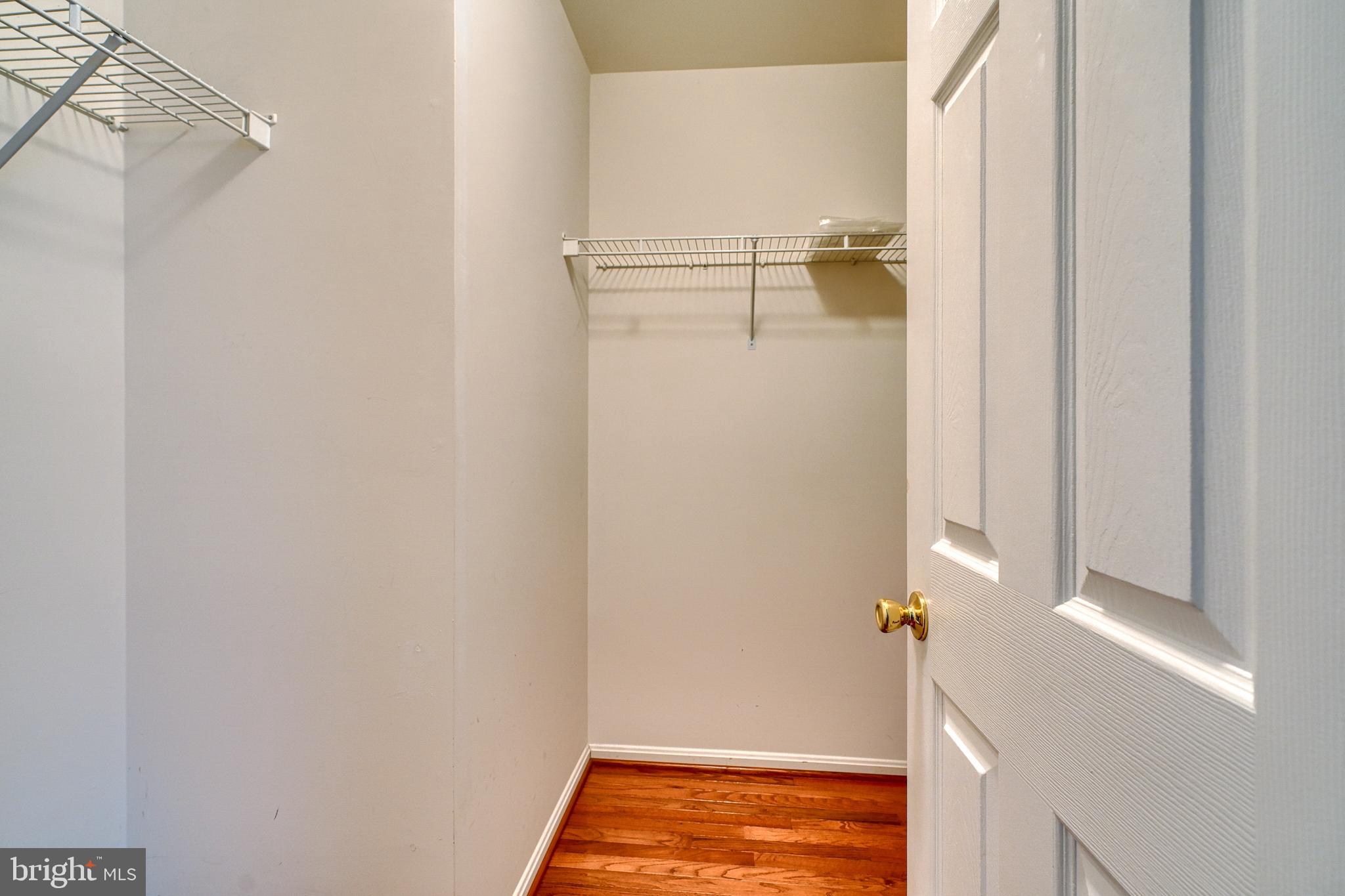 RIVER HILL - Residential