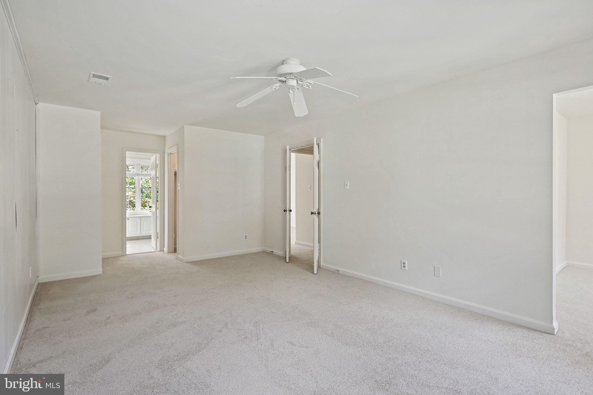 BURLEIGH MANOR - Residential