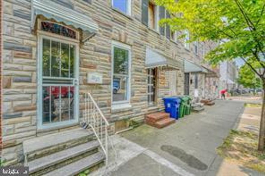 Recently renovated 2BR/1BA rowhome located in the Carrollton Ridge neighborhood of Baltimore City. Conveniently located to Carroll Park, and just minutes to Downtown Baltimore, Camden Yards and M&T Bank Stadium