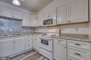 CARROLLTON RIDGE - Residential