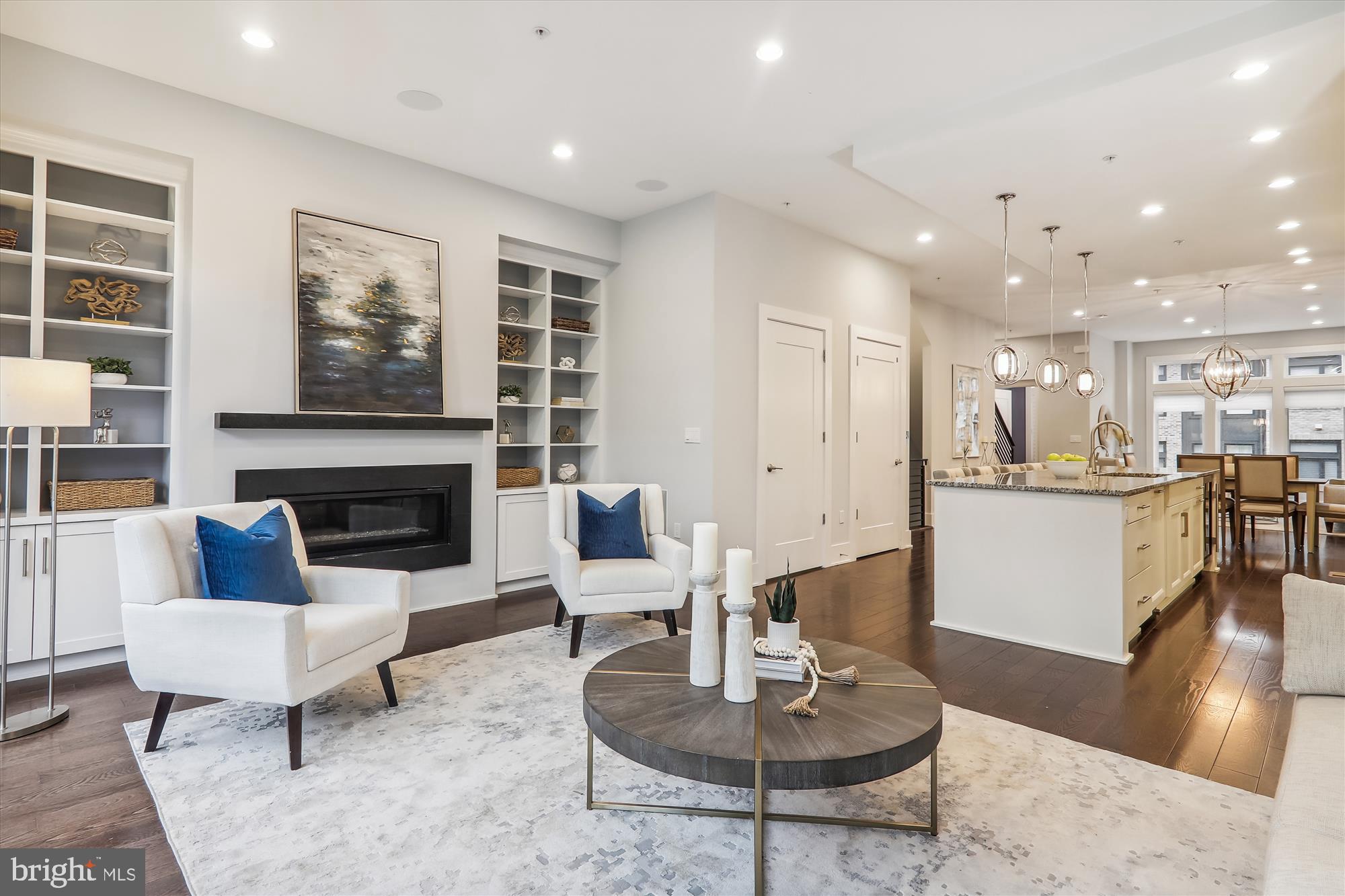GROSVENOR HEIGHTS - Residential