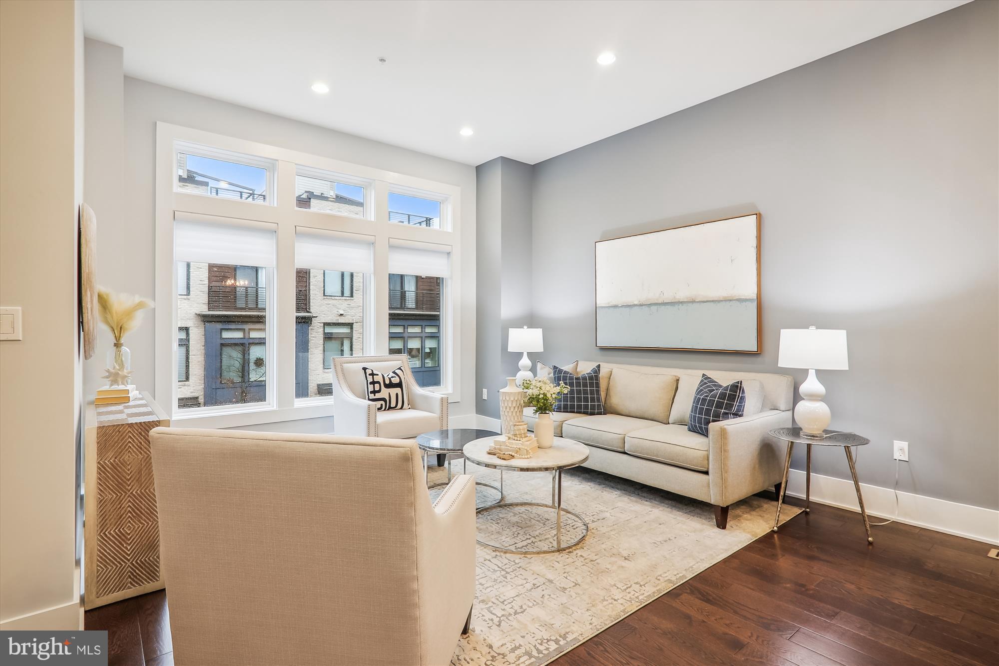GROSVENOR HEIGHTS - Residential