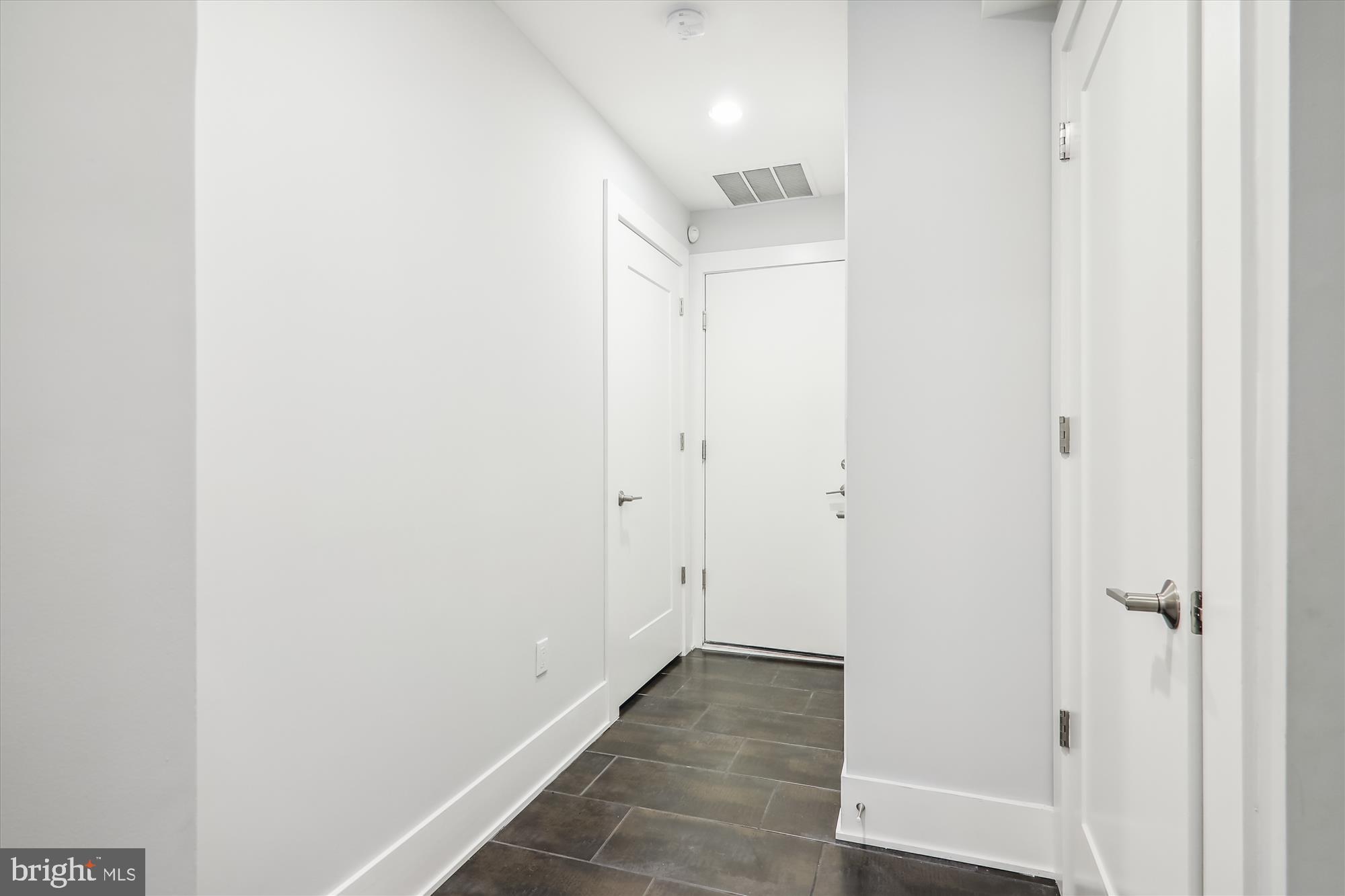 GROSVENOR HEIGHTS - Residential
