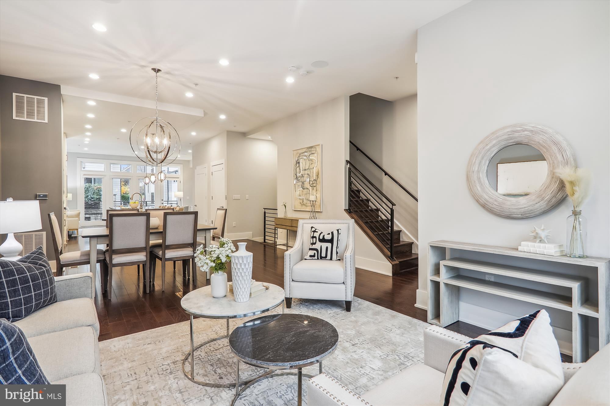 GROSVENOR HEIGHTS - Residential