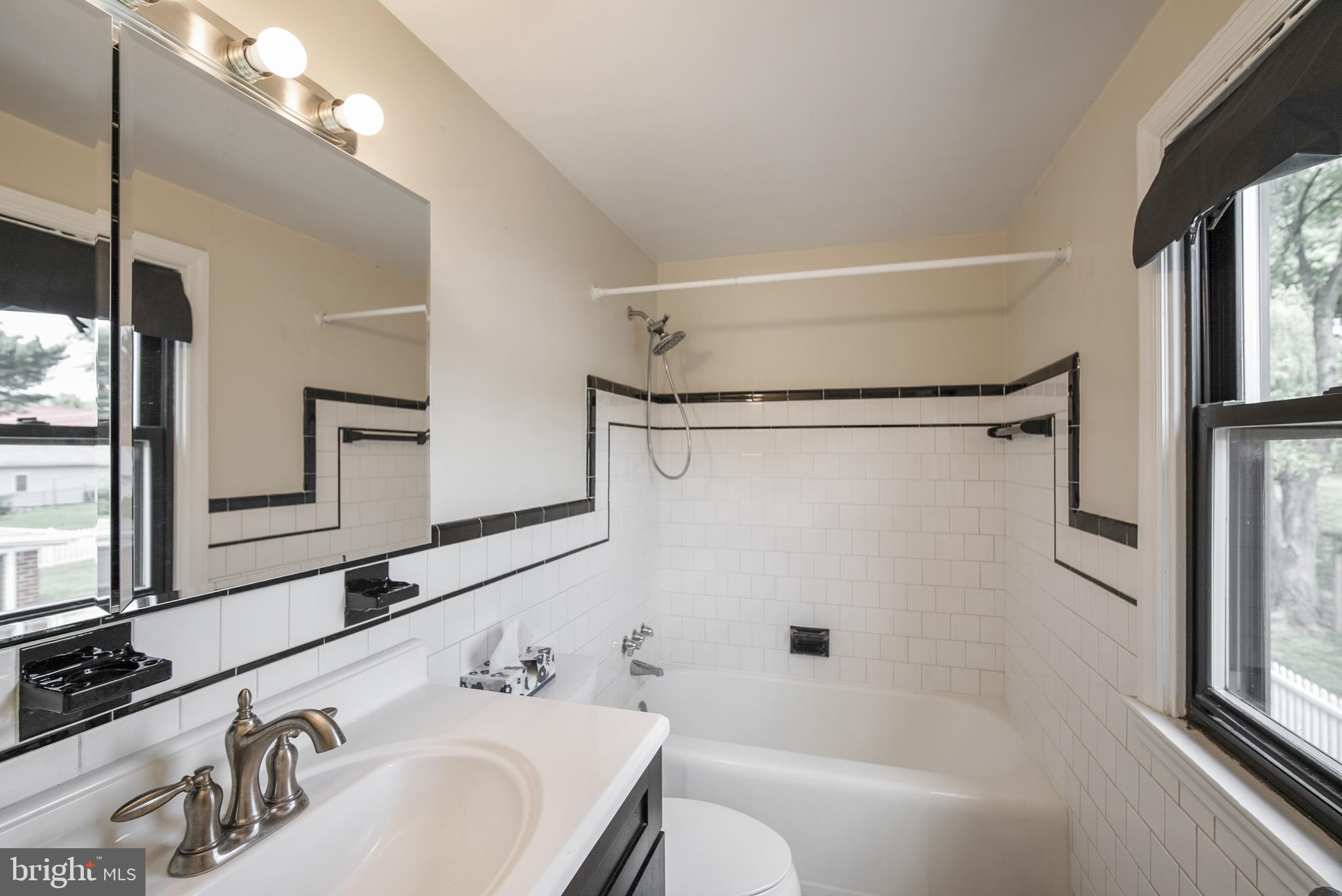 HILLBROOK - Residential