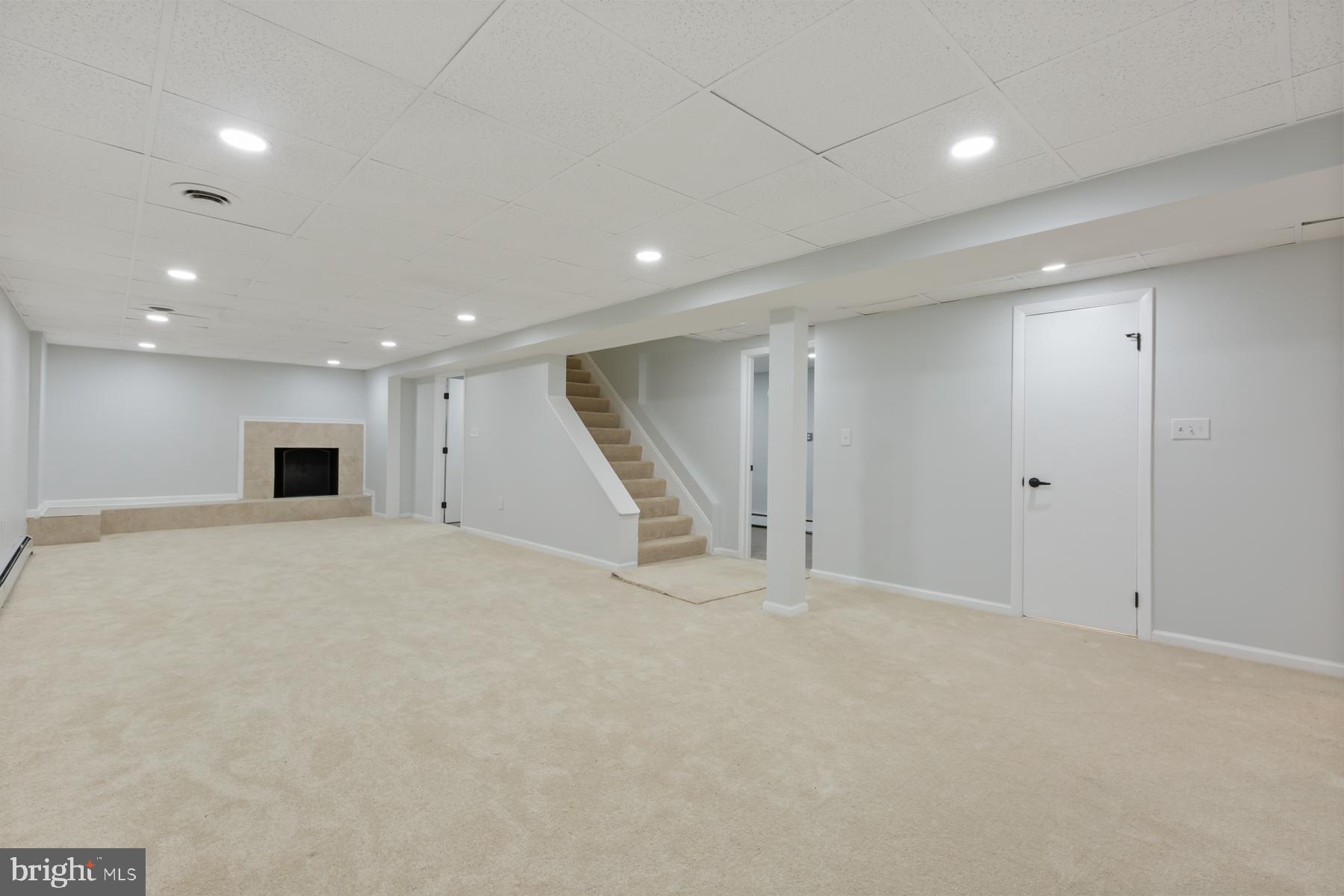 BROADWATER ESTATES - Residential