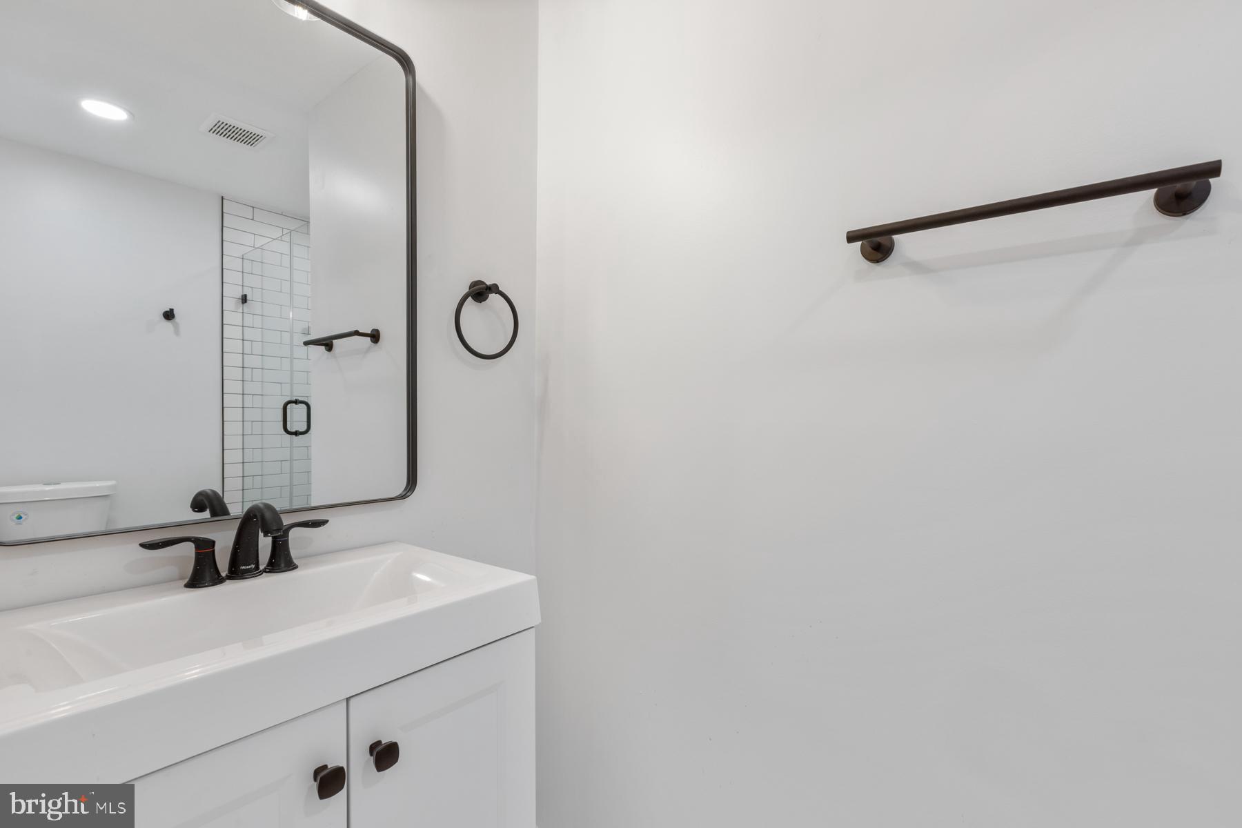 BROADWATER ESTATES - Residential