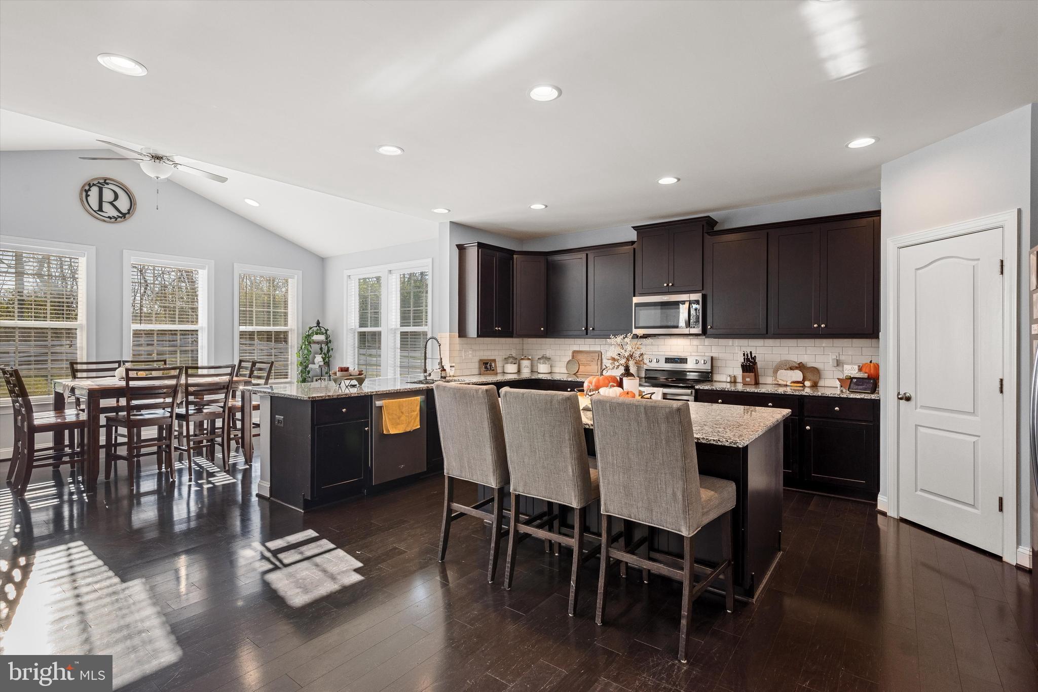 SPRINGDALE FARM - Residential