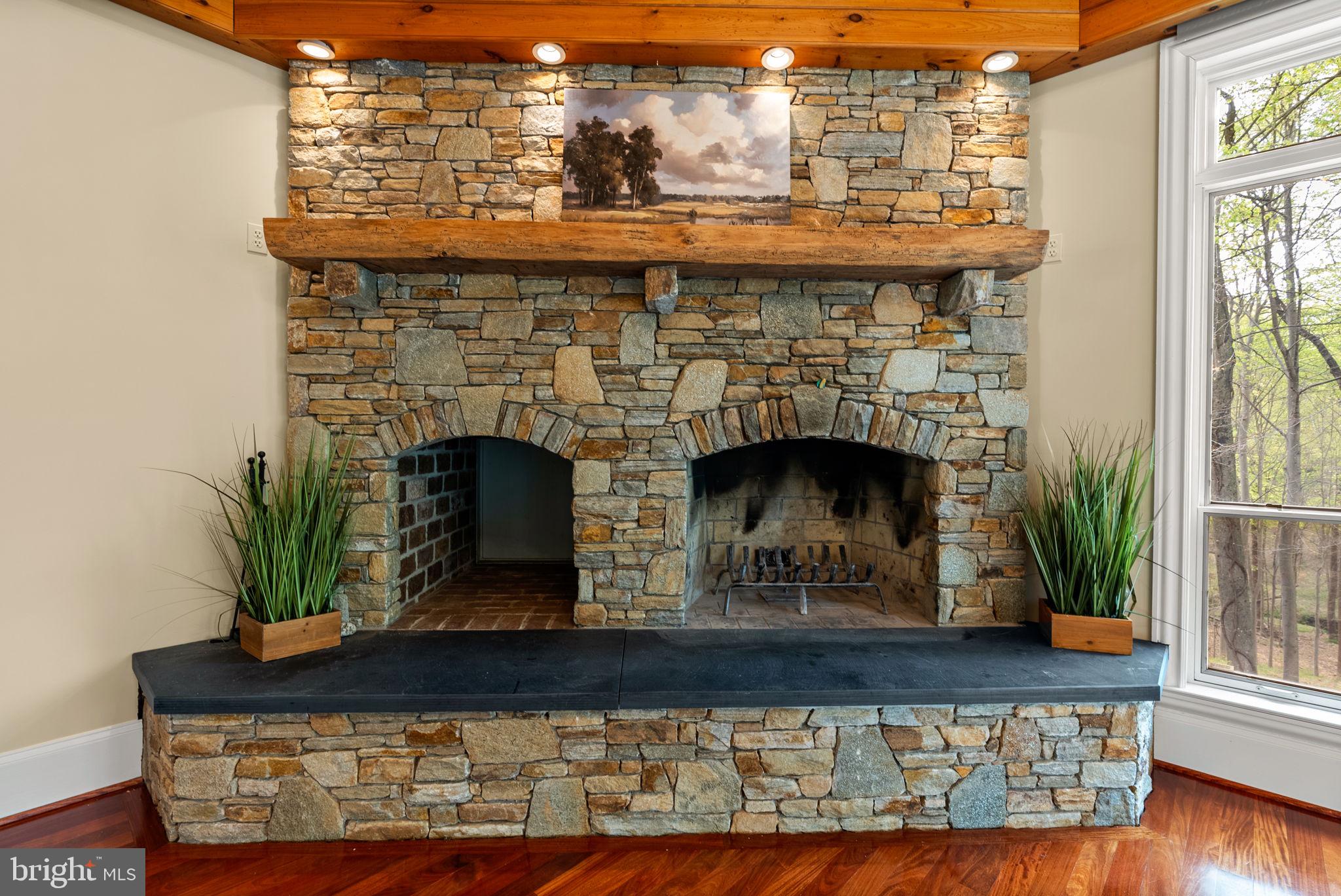 NICHOLSONS MANOR - Residential