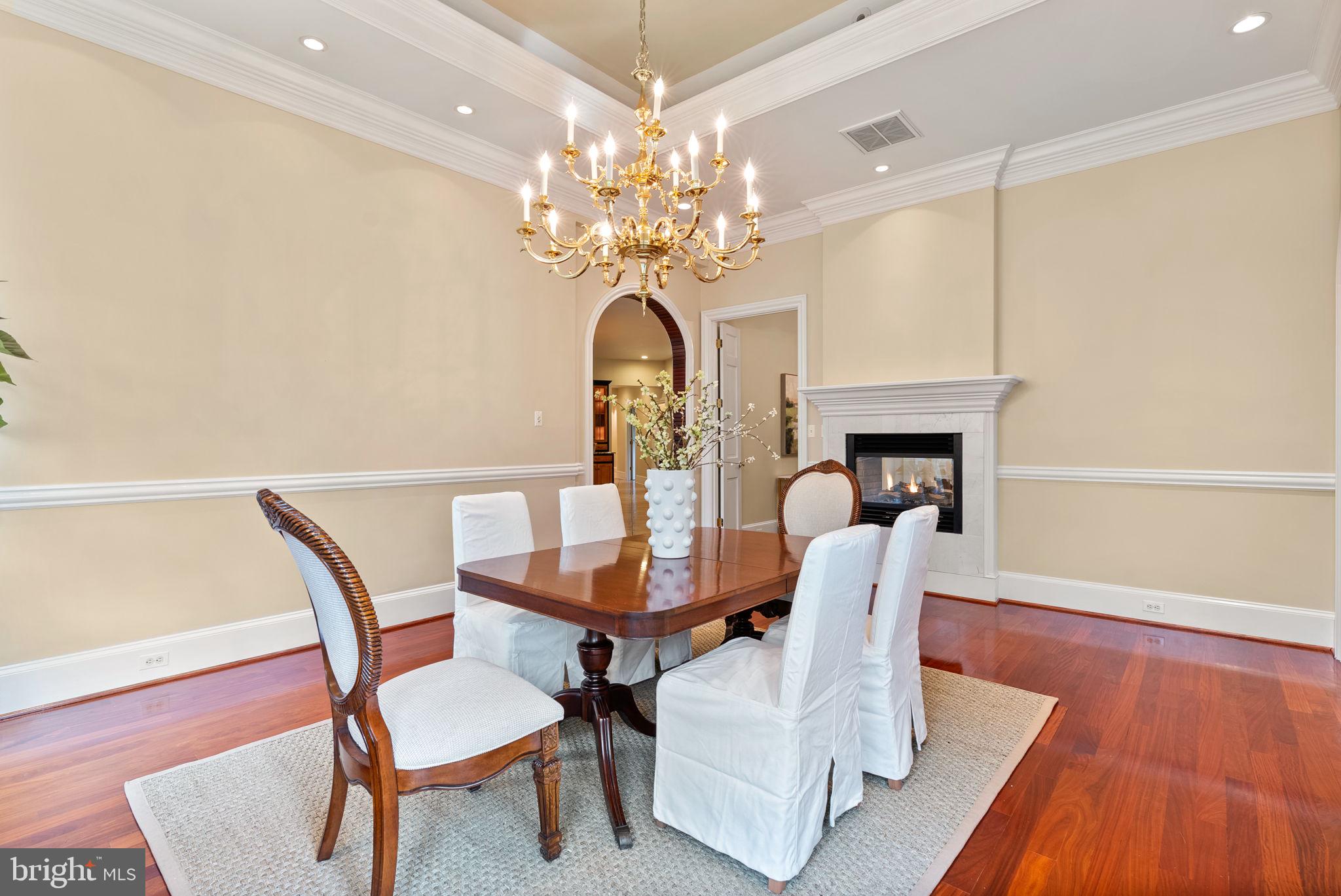 NICHOLSONS MANOR - Residential