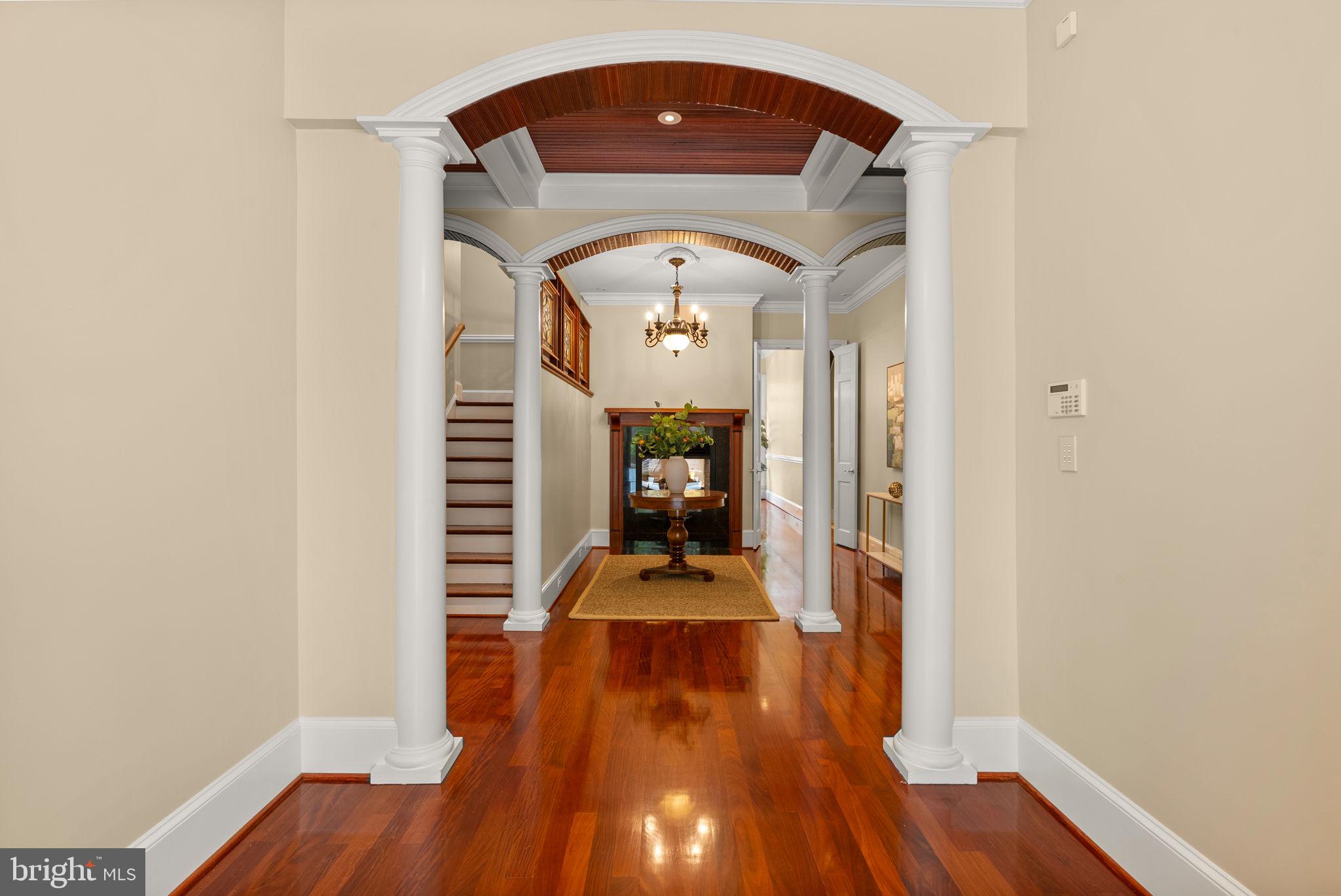 NICHOLSONS MANOR - Residential