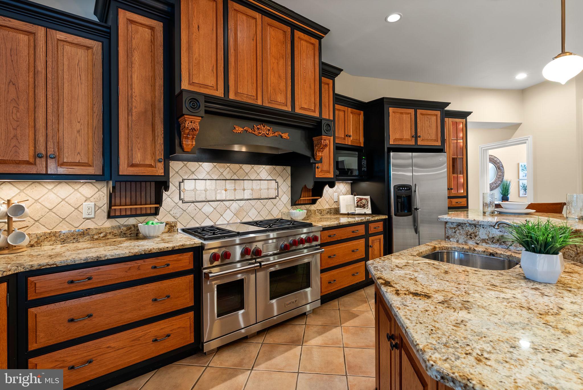 NICHOLSONS MANOR - Residential