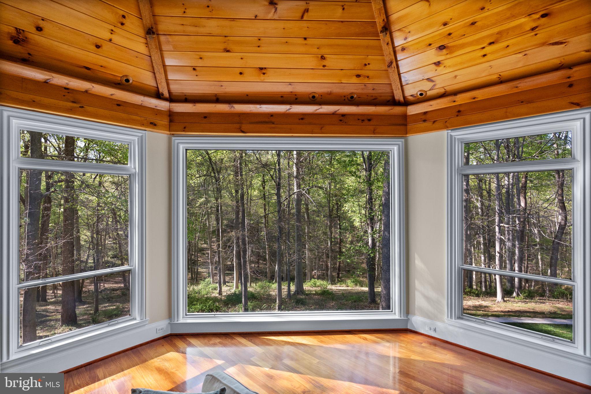 NICHOLSONS MANOR - Residential