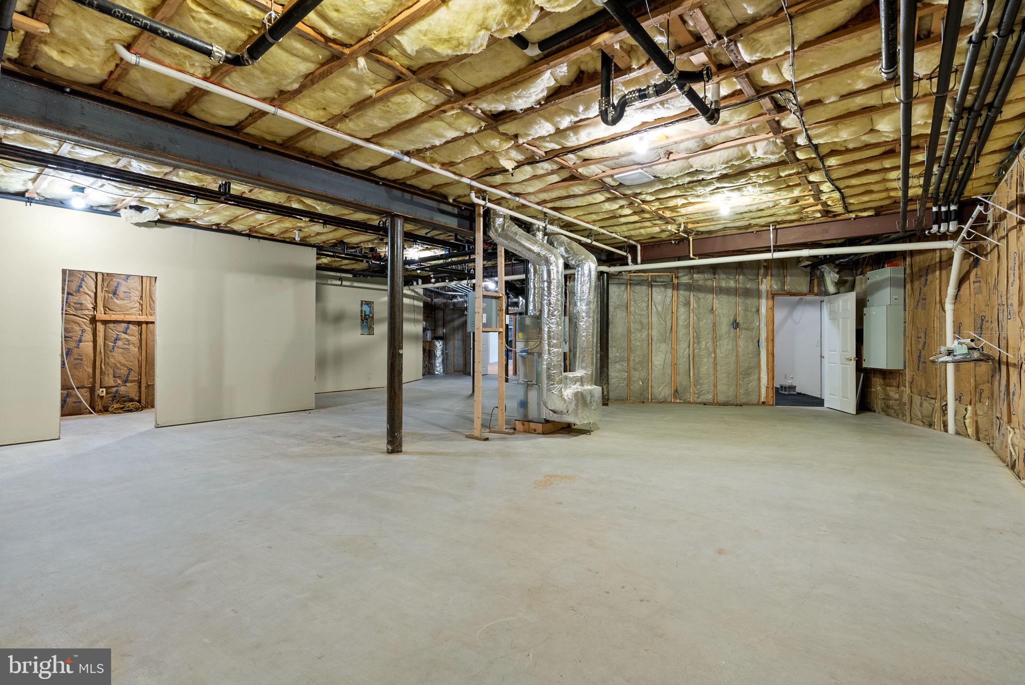 NICHOLSONS MANOR - Residential