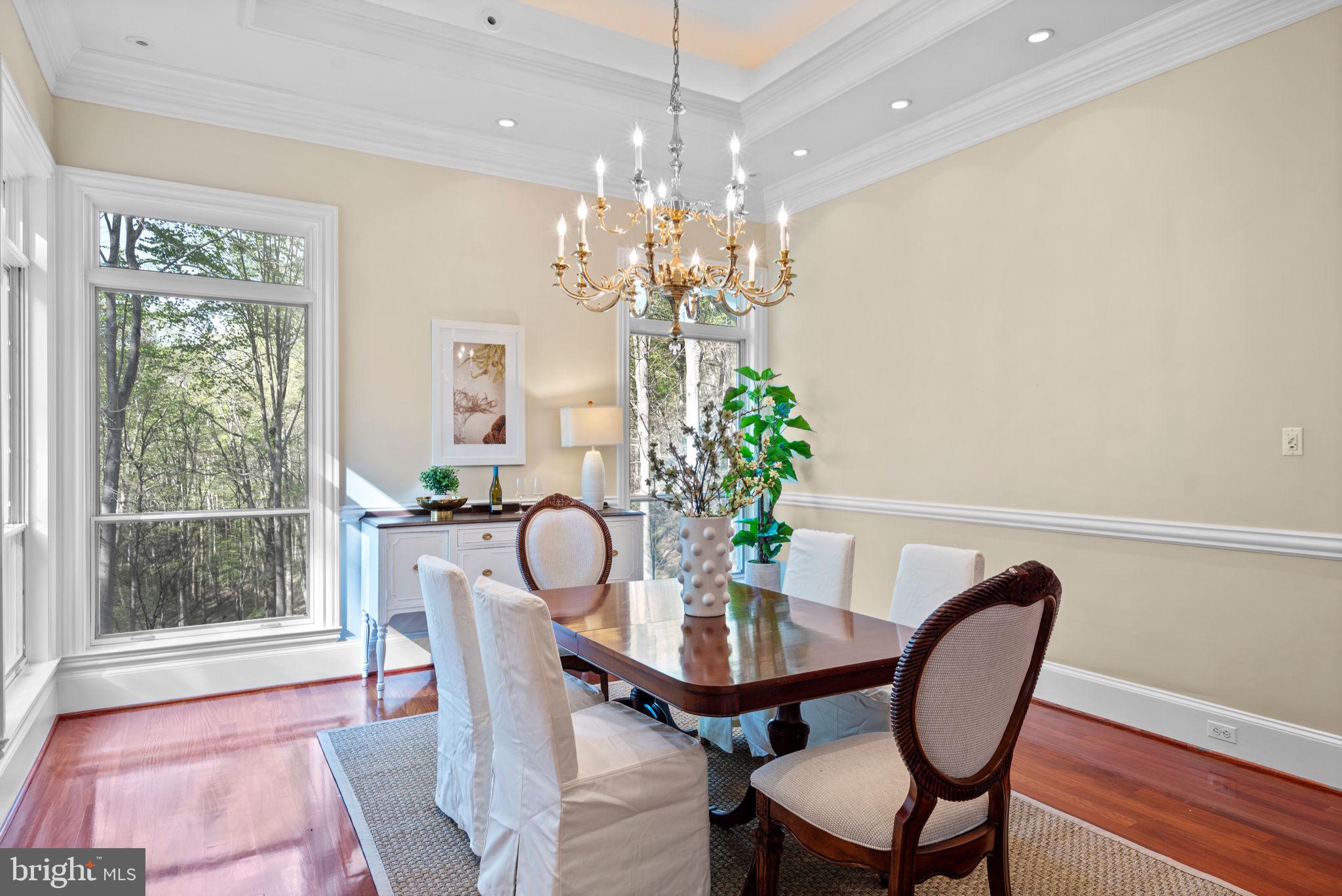 NICHOLSONS MANOR - Residential