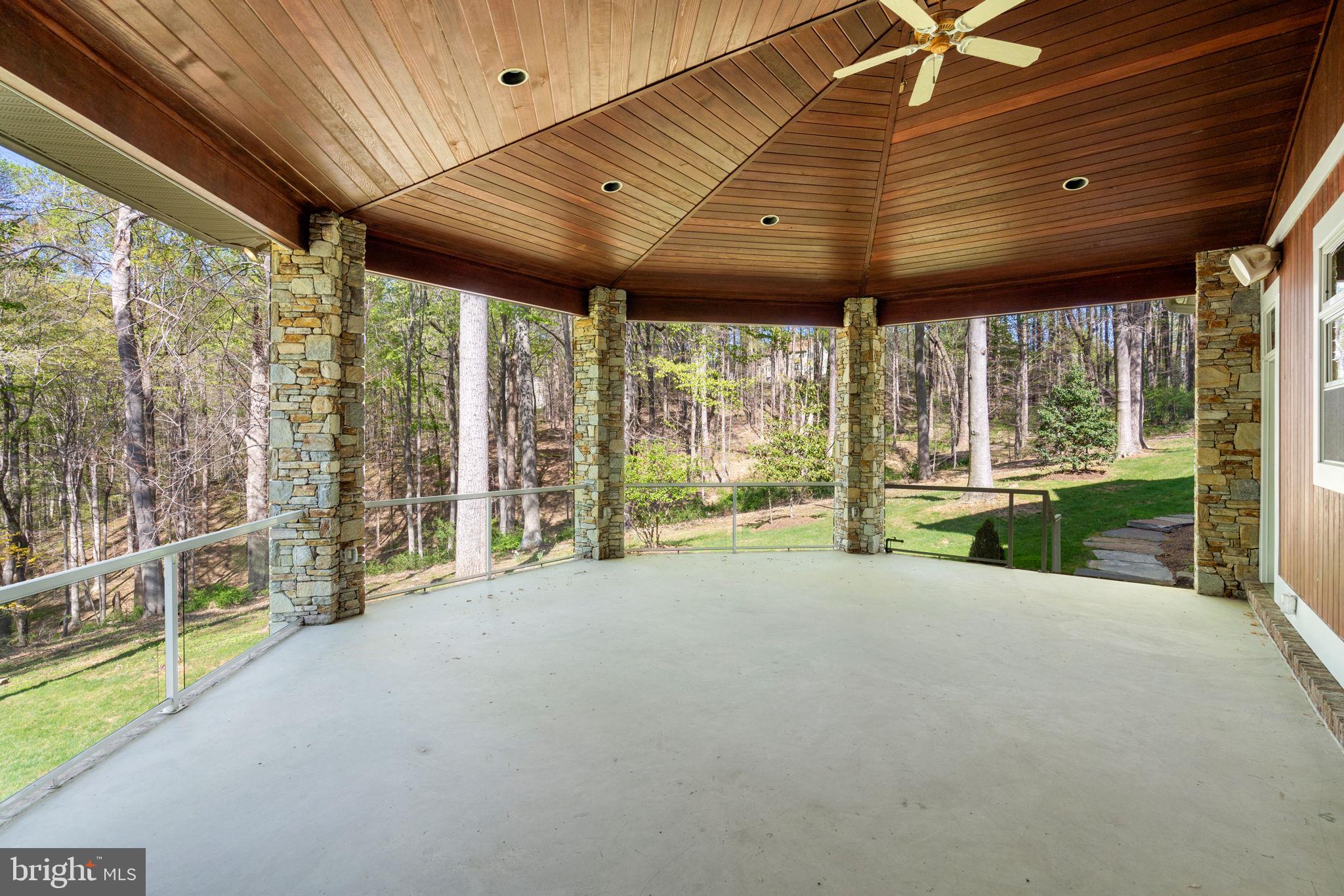 NICHOLSONS MANOR - Residential