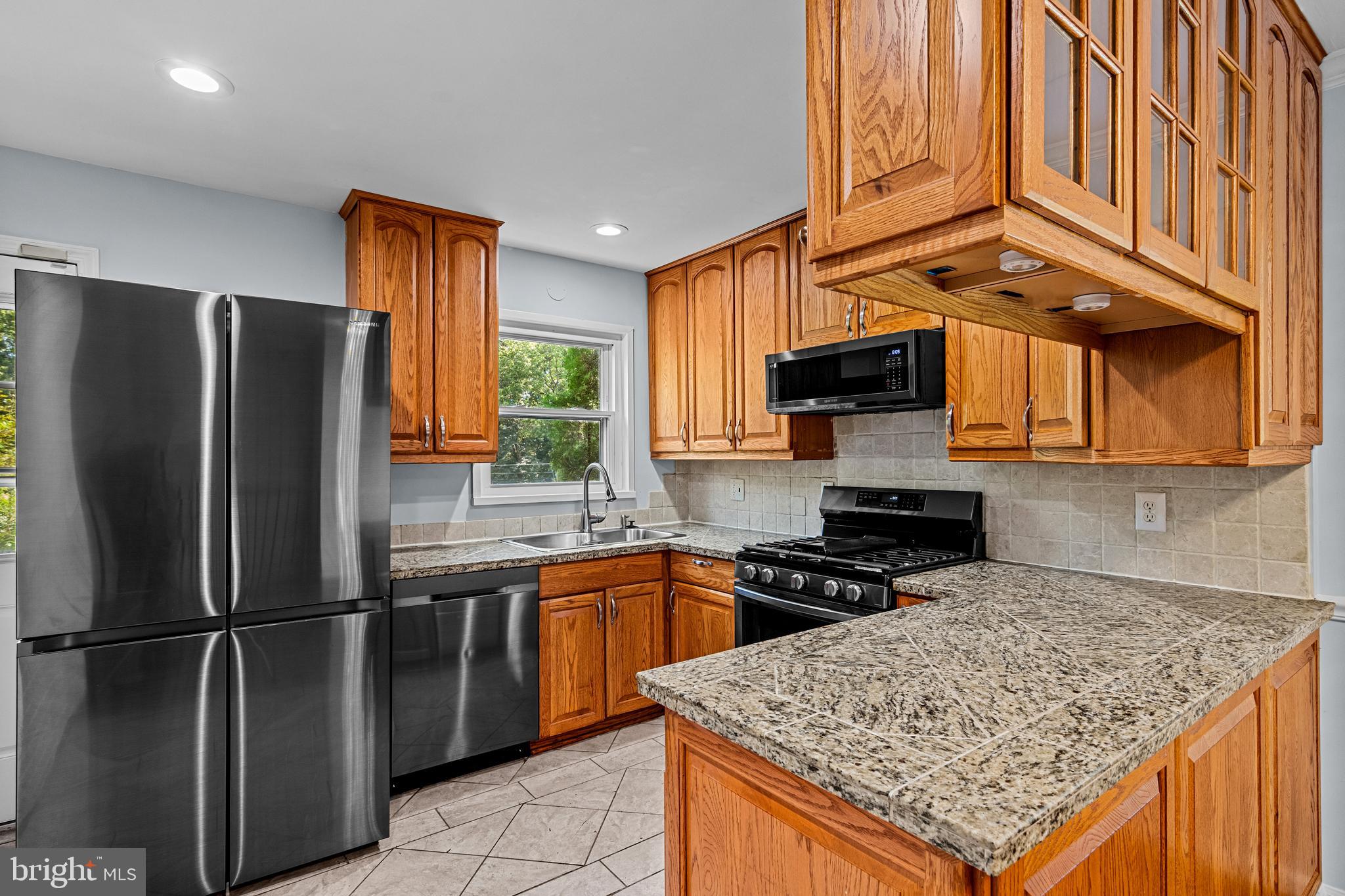 5426 CAMROSE PLACE