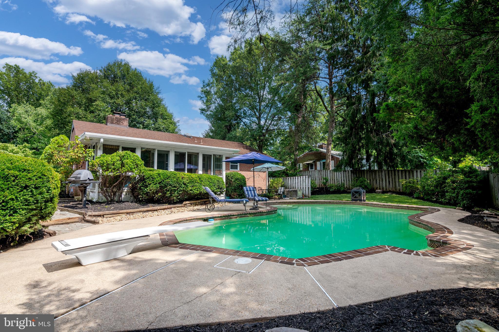 5426 CAMROSE PLACE