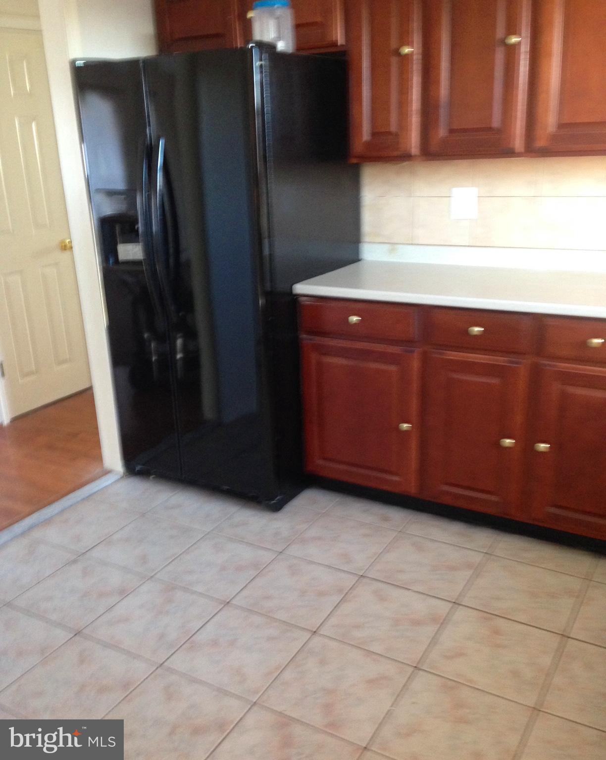 HIGH POINT - Residential Lease