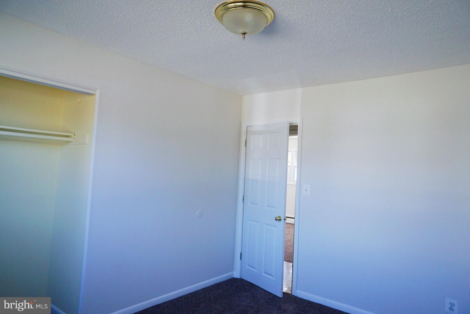 HIGH POINT - Residential Lease