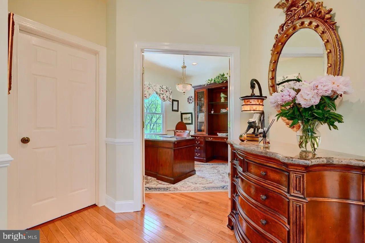 MADONNA MEADOWS - Residential
