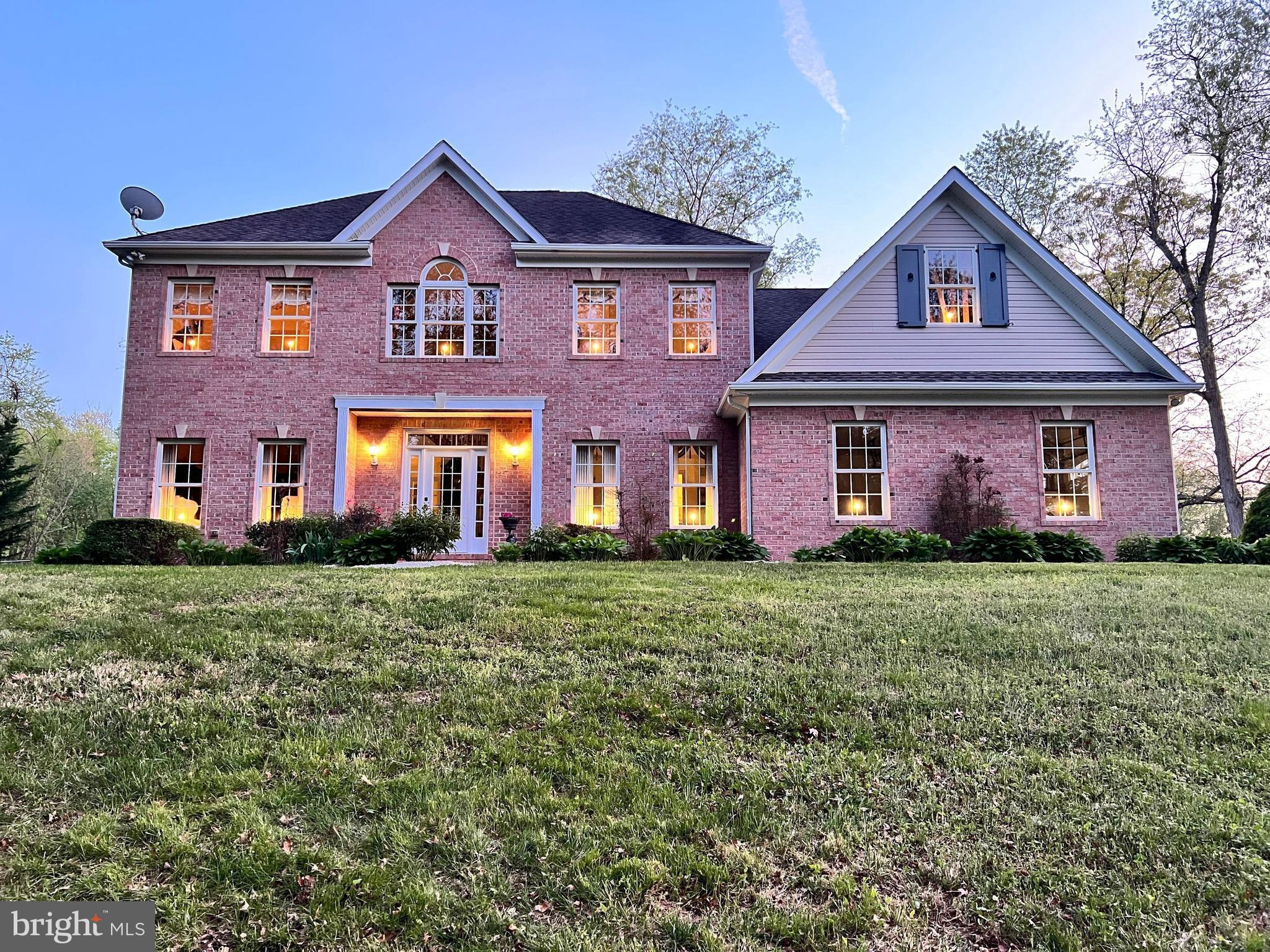 MADONNA MEADOWS - Residential