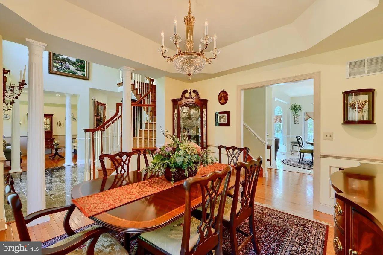 MADONNA MEADOWS - Residential