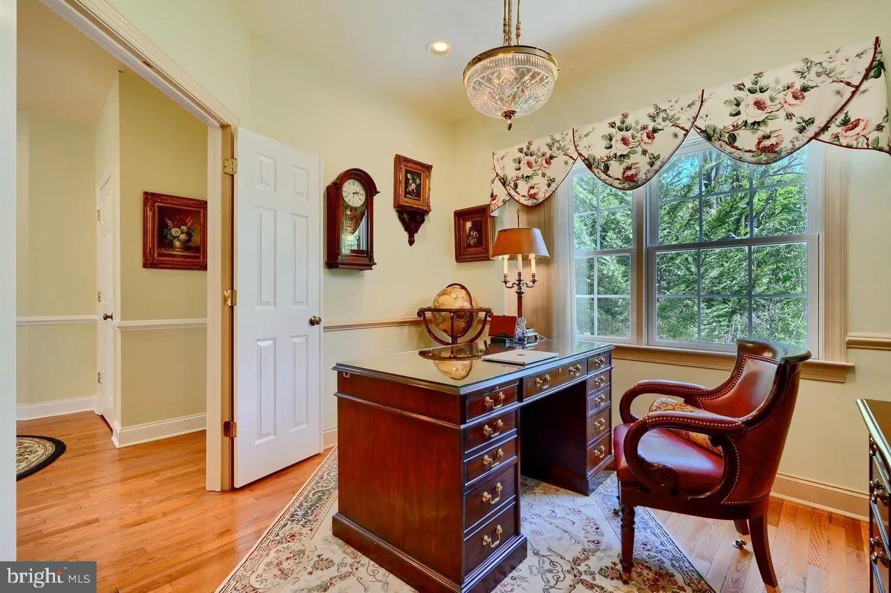 MADONNA MEADOWS - Residential