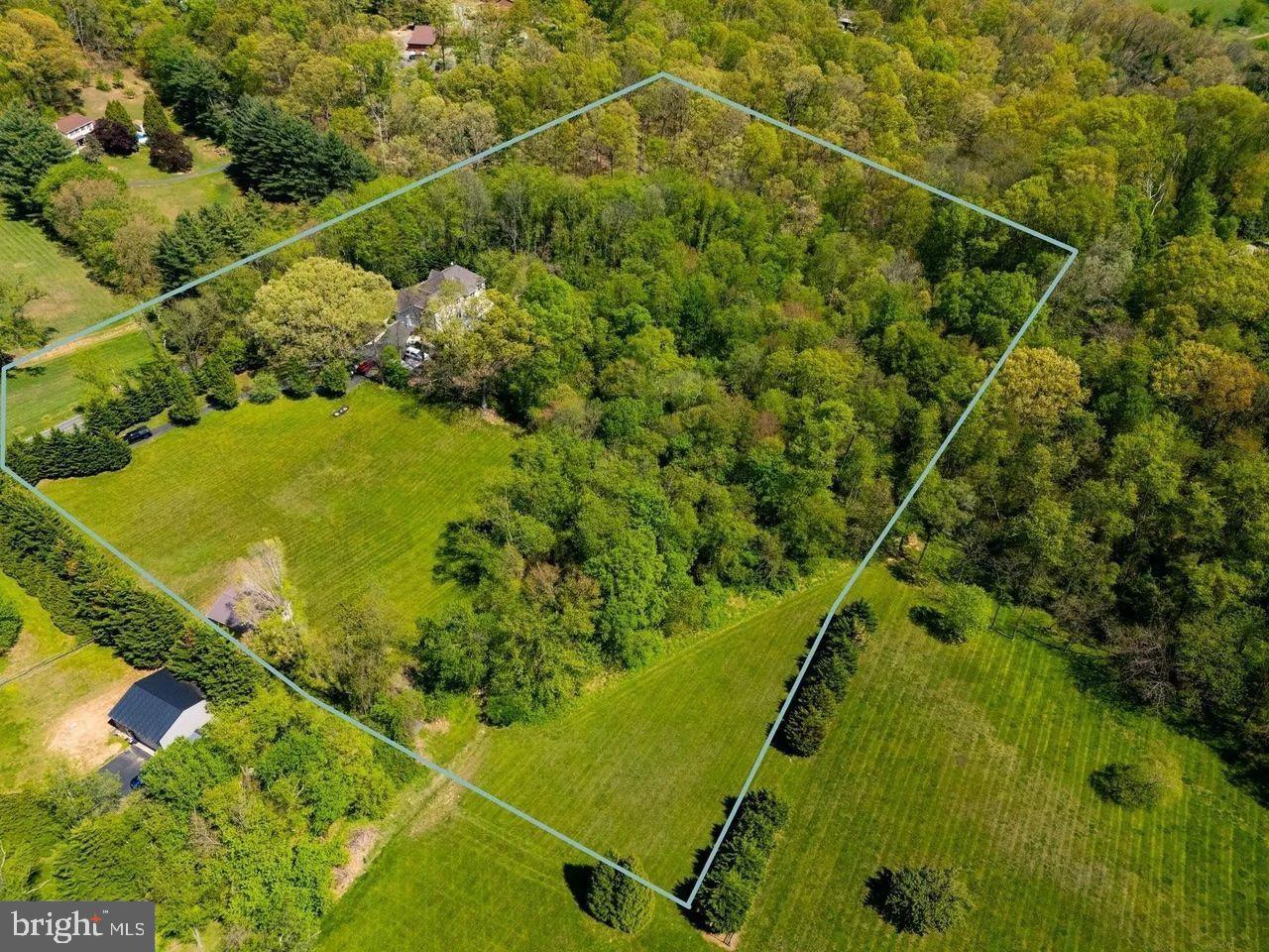 MADONNA MEADOWS - Residential