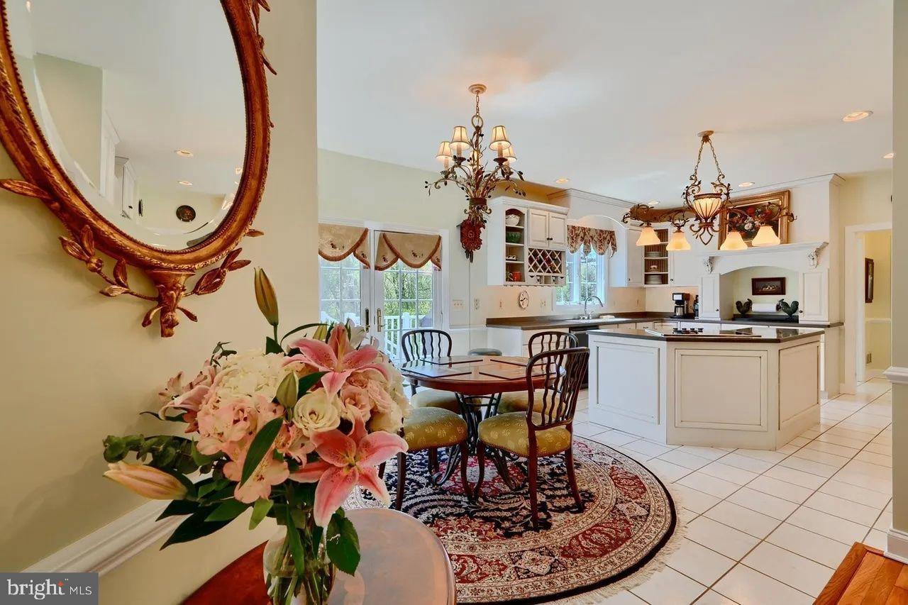 MADONNA MEADOWS - Residential