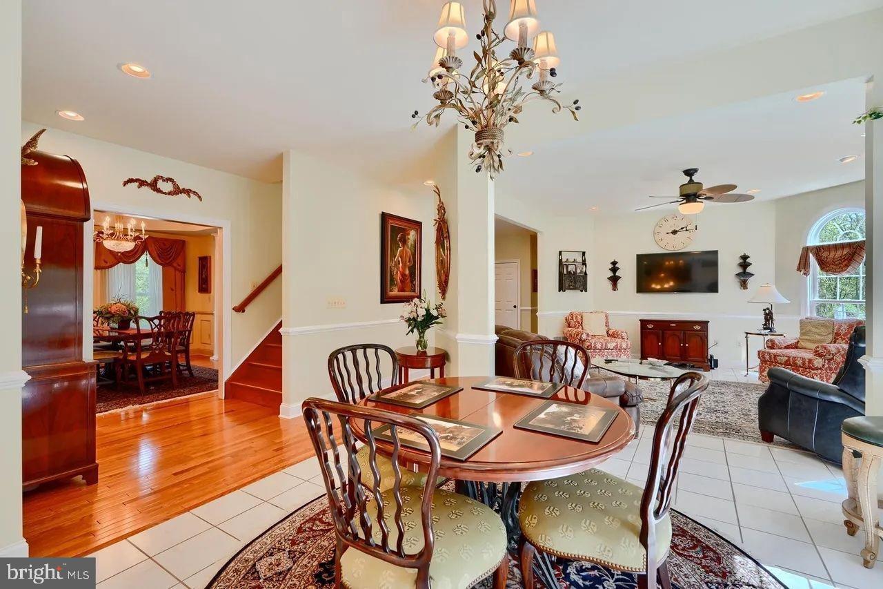 MADONNA MEADOWS - Residential