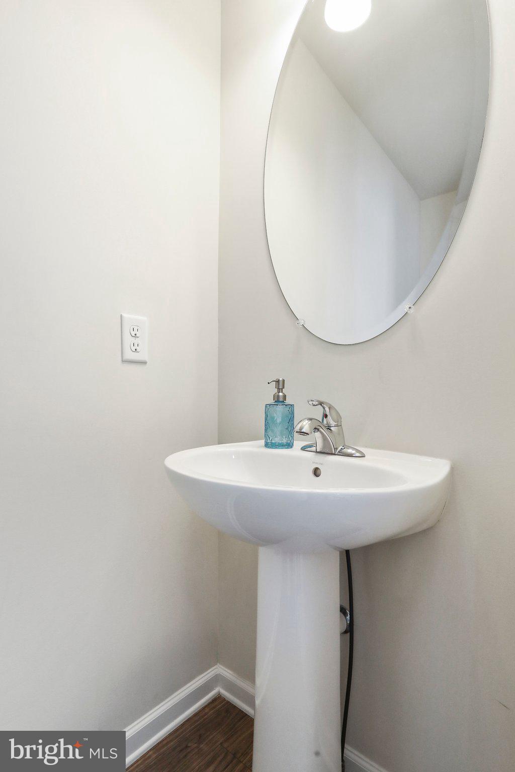 KENSINGTON TERRACE - Residential Lease