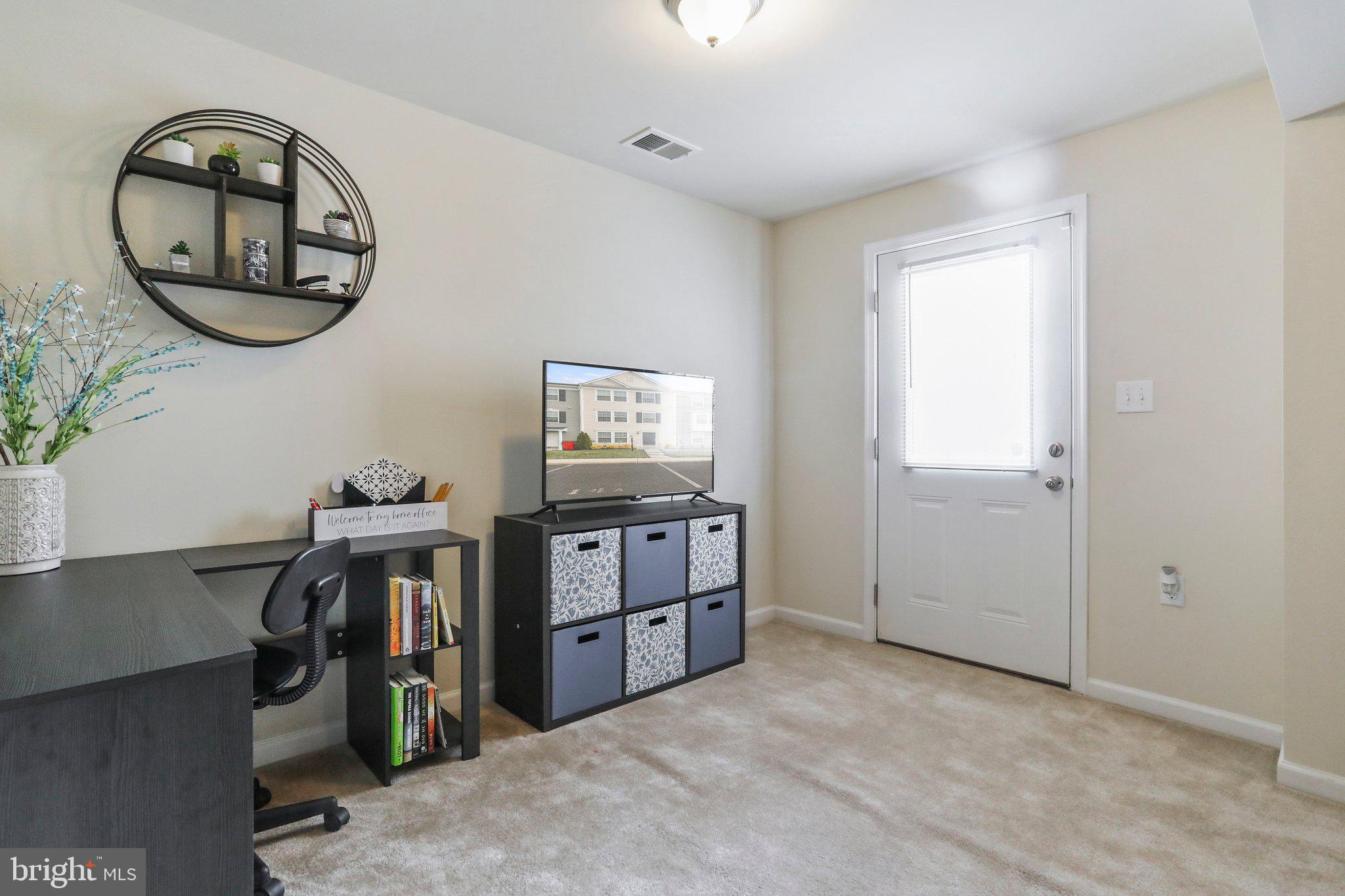 KENSINGTON TERRACE - Residential Lease